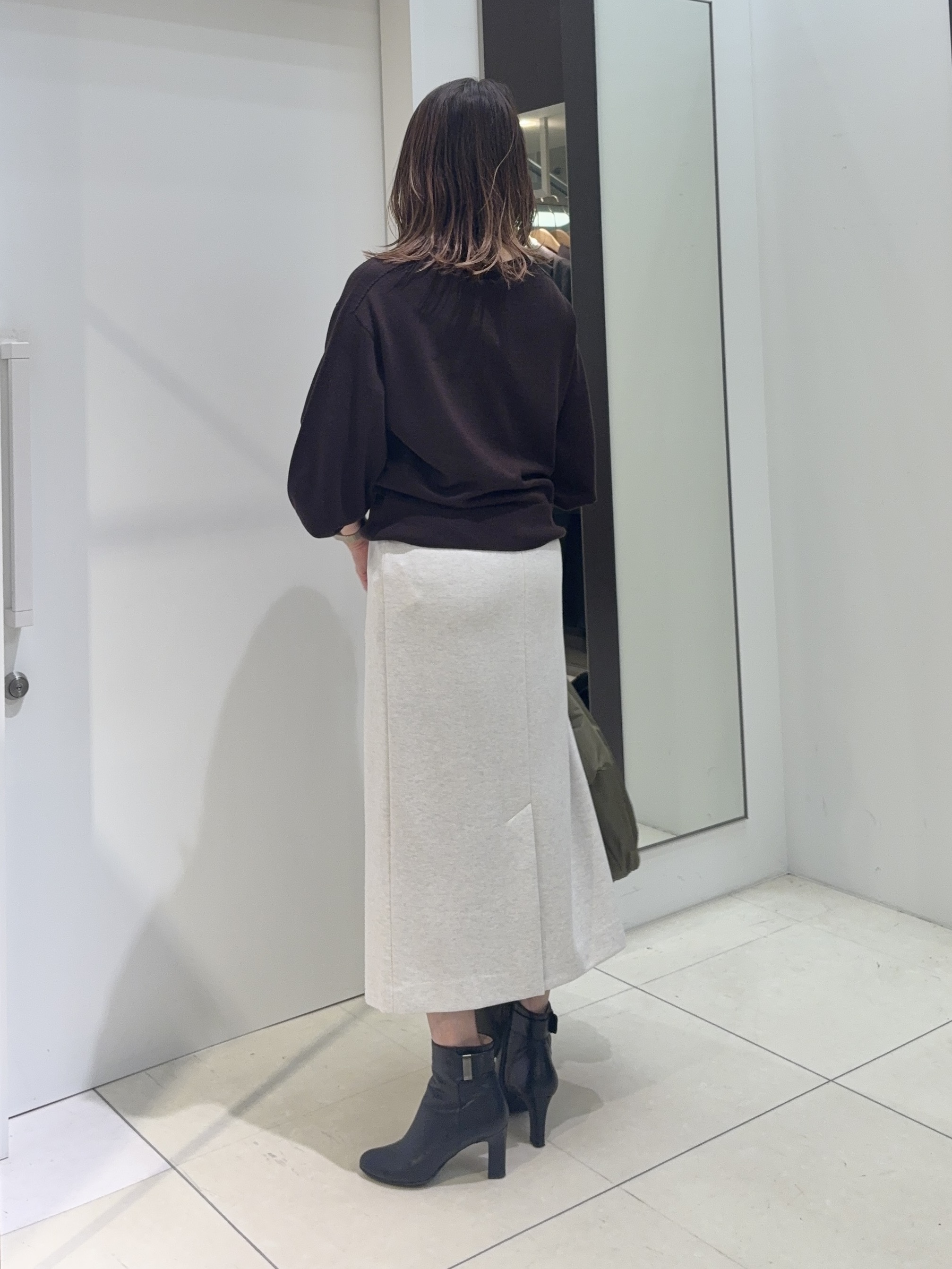 tomoさんの「UNTITLED｜【軽アウター/中綿/秋冬コート】ショートブルゾン」を使ったコーディネート