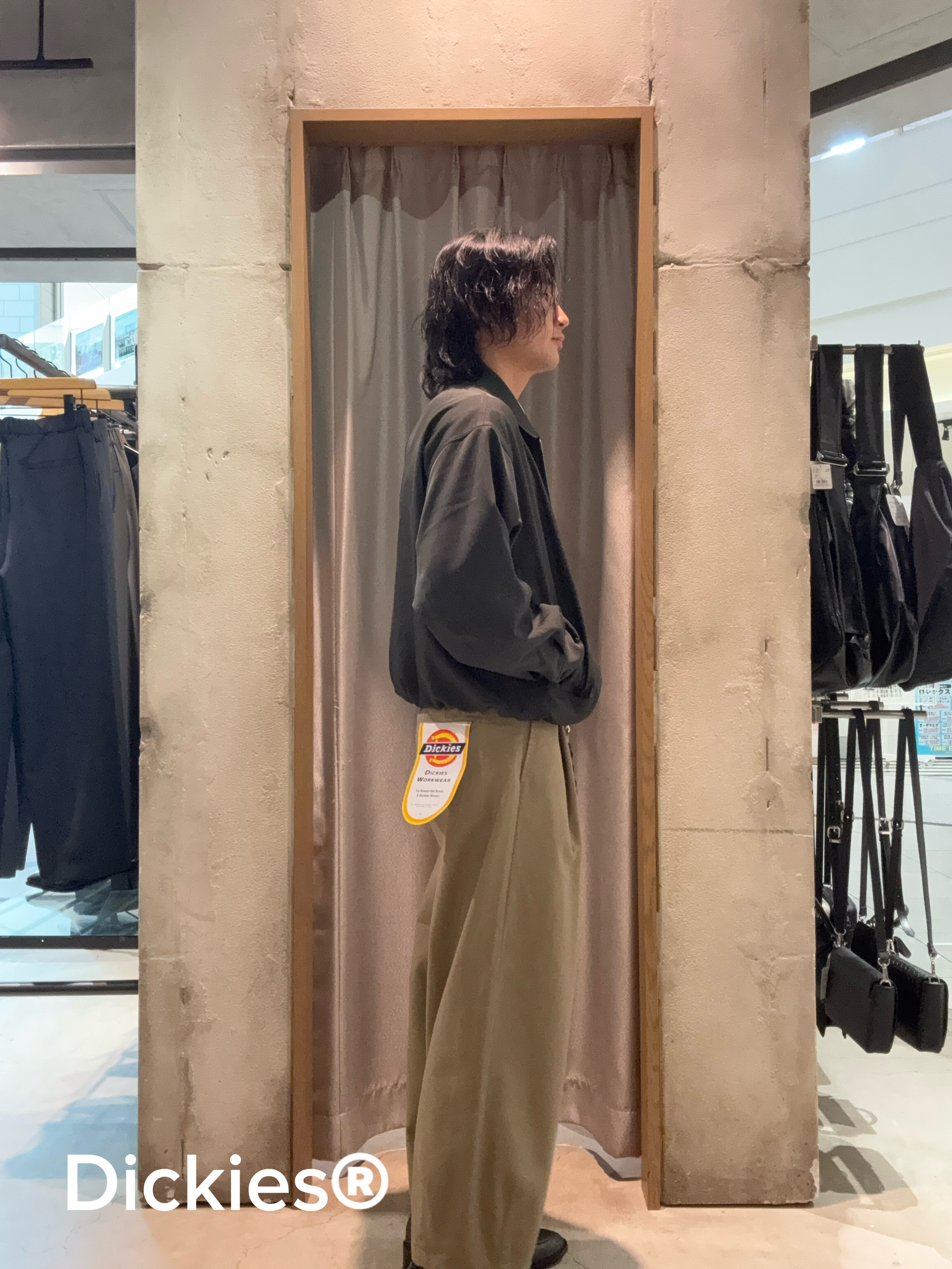 大江正眞さんの「tk.TAKEO KIKUCHI｜【接触冷感/UVカット】ドビーストライプシャツ」を使ったコーディネート