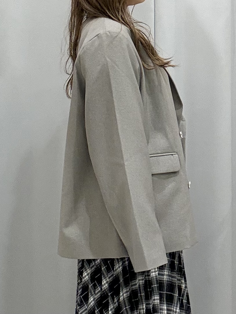 shioさんの「SHOO･LA･RUE｜【セットアップ可/洗濯後しわになりにくい】ウールフィール ダブルジャケット」を使ったコーディネート