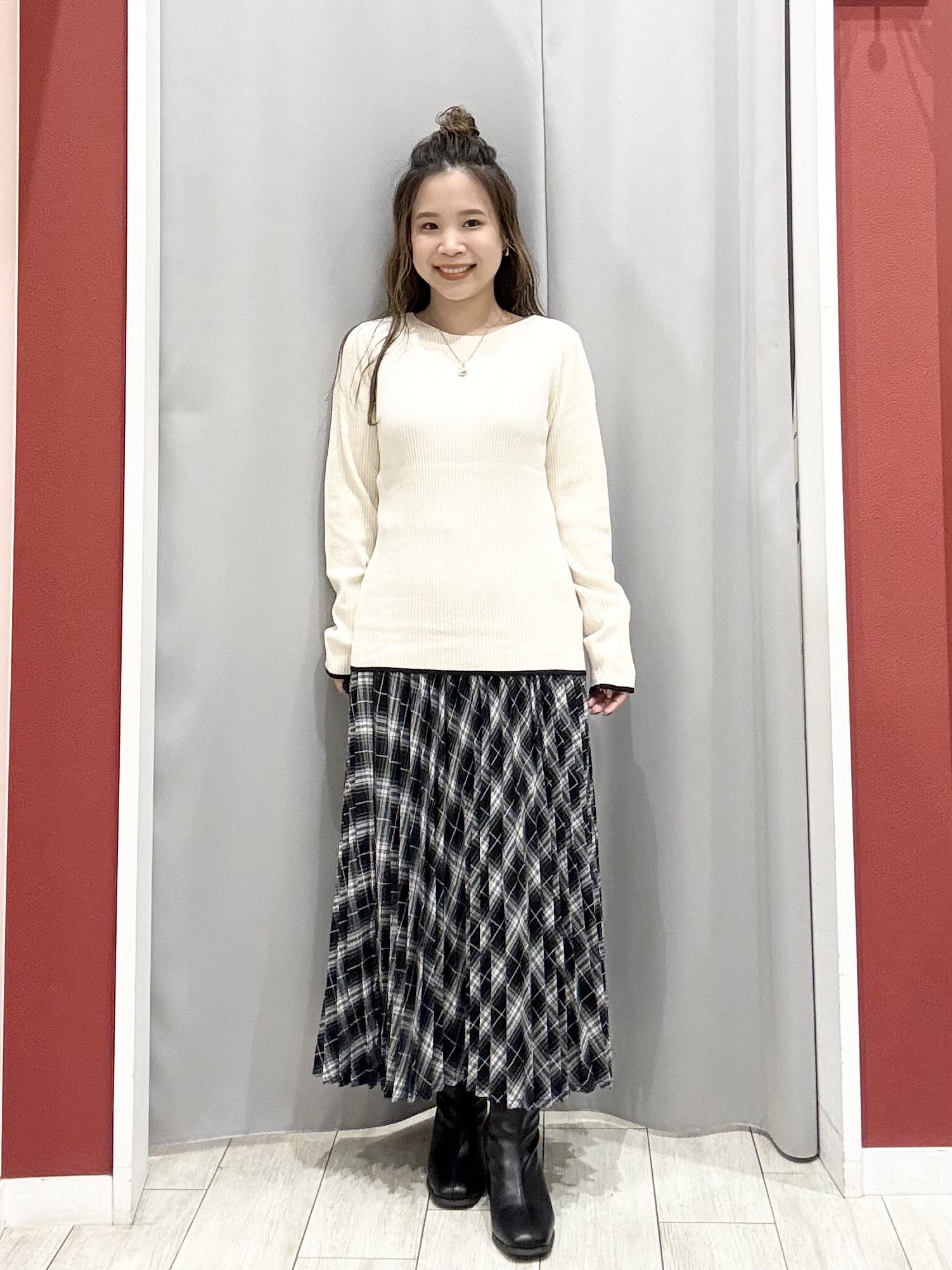 shioさんの「SHOO･LA･RUE｜【セットアップ可/洗濯後しわになりにくい】ウールフィール ダブルジャケット」を使ったコーディネート