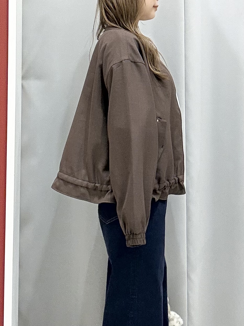 shioさんの「SHOO･LA･RUE｜【洗濯後しわになりにくい/S-LL】裾ドロストフリルブルゾン」を使ったコーディネート