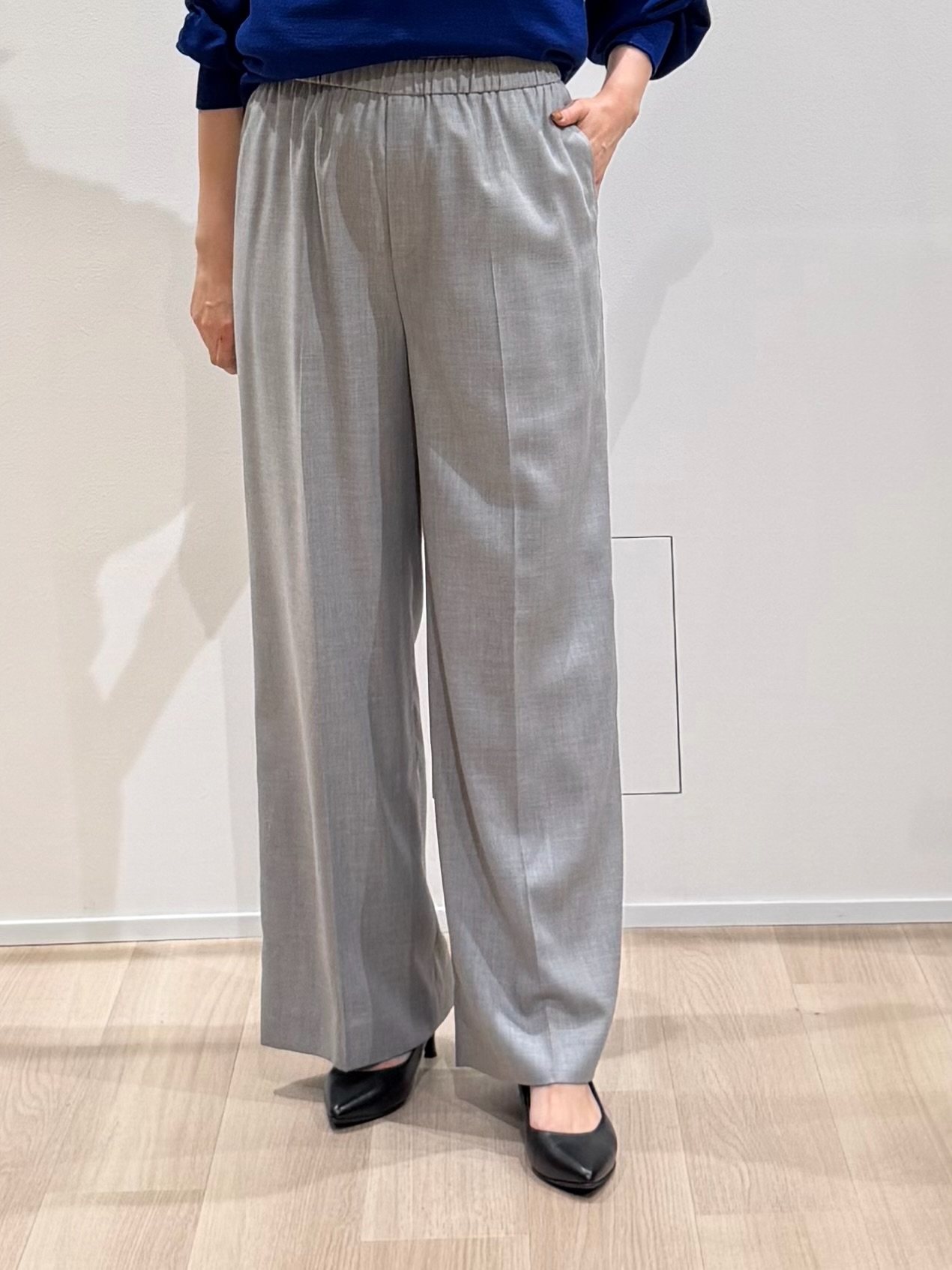 TOMOMIさんの「UNTITLED｜【店頭人気！/8色展開】ボリュームスリーブニットプルオーバー」を使ったコーディネート
