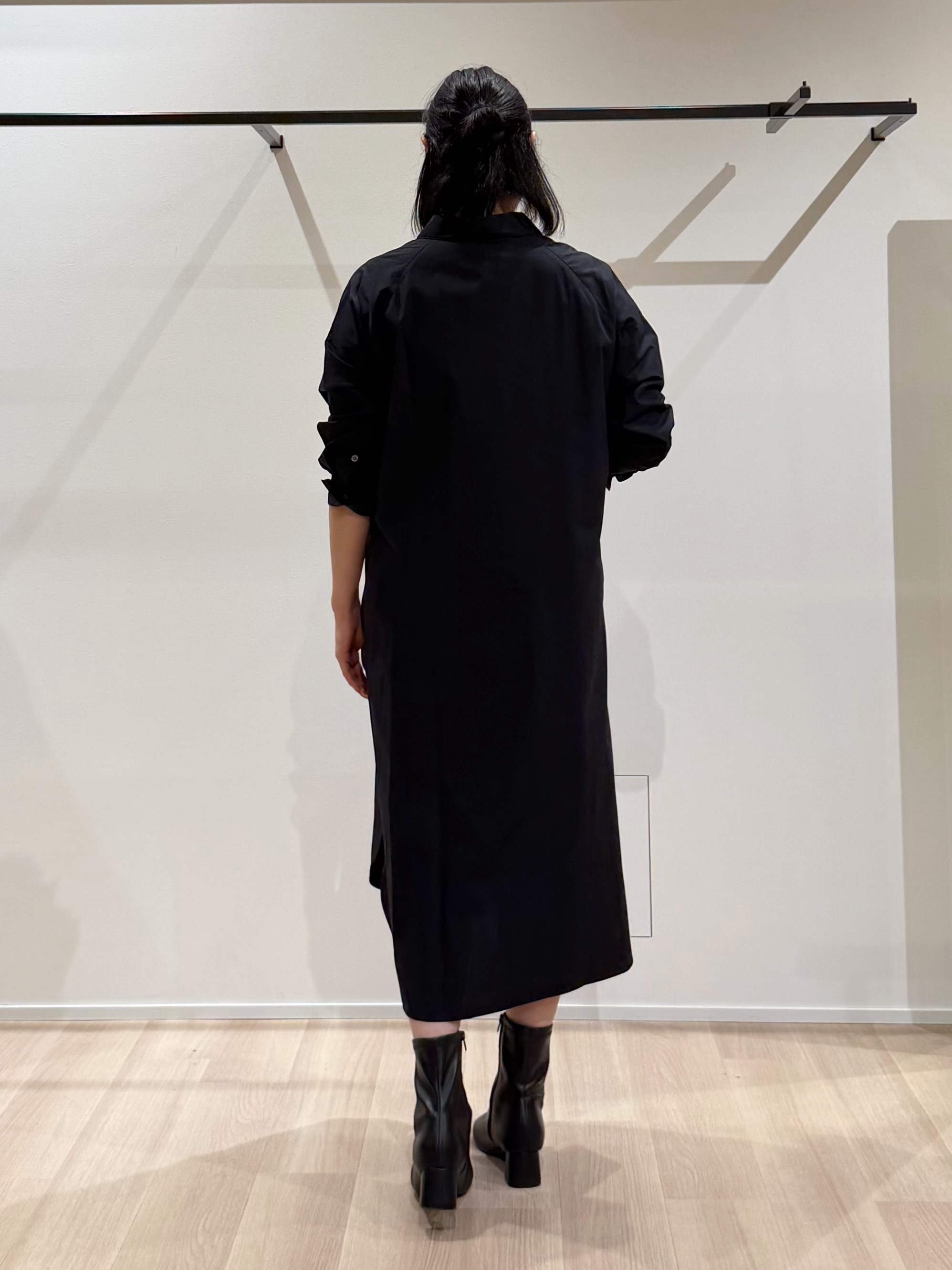 TOMOMIさんの「UNTITLED｜ロングシャツワンピース」を使ったコーディネート