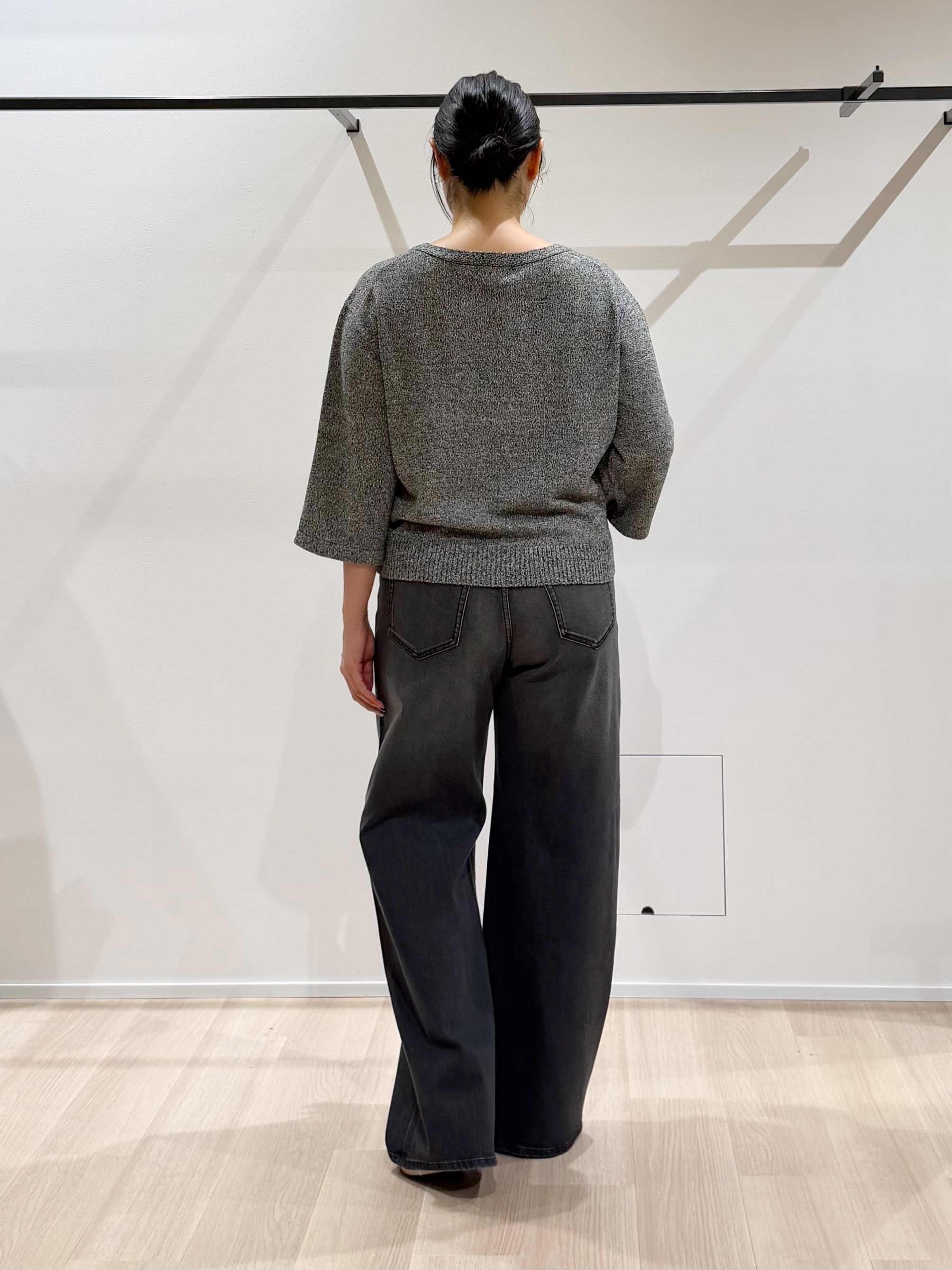 TOMOMIさんの「UNTITLED｜【アンサンブル可/手洗い可】杢調プルオーバーニット」を使ったコーディネート