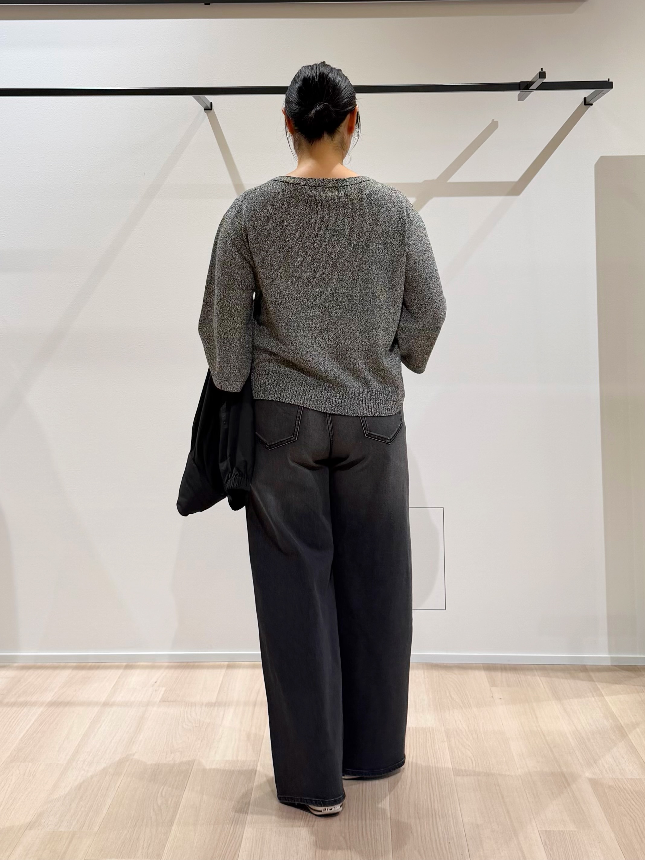 TOMOMIさんの「UNTITLED｜【アンサンブル可/手洗い可】杢調プルオーバーニット」を使ったコーディネート
