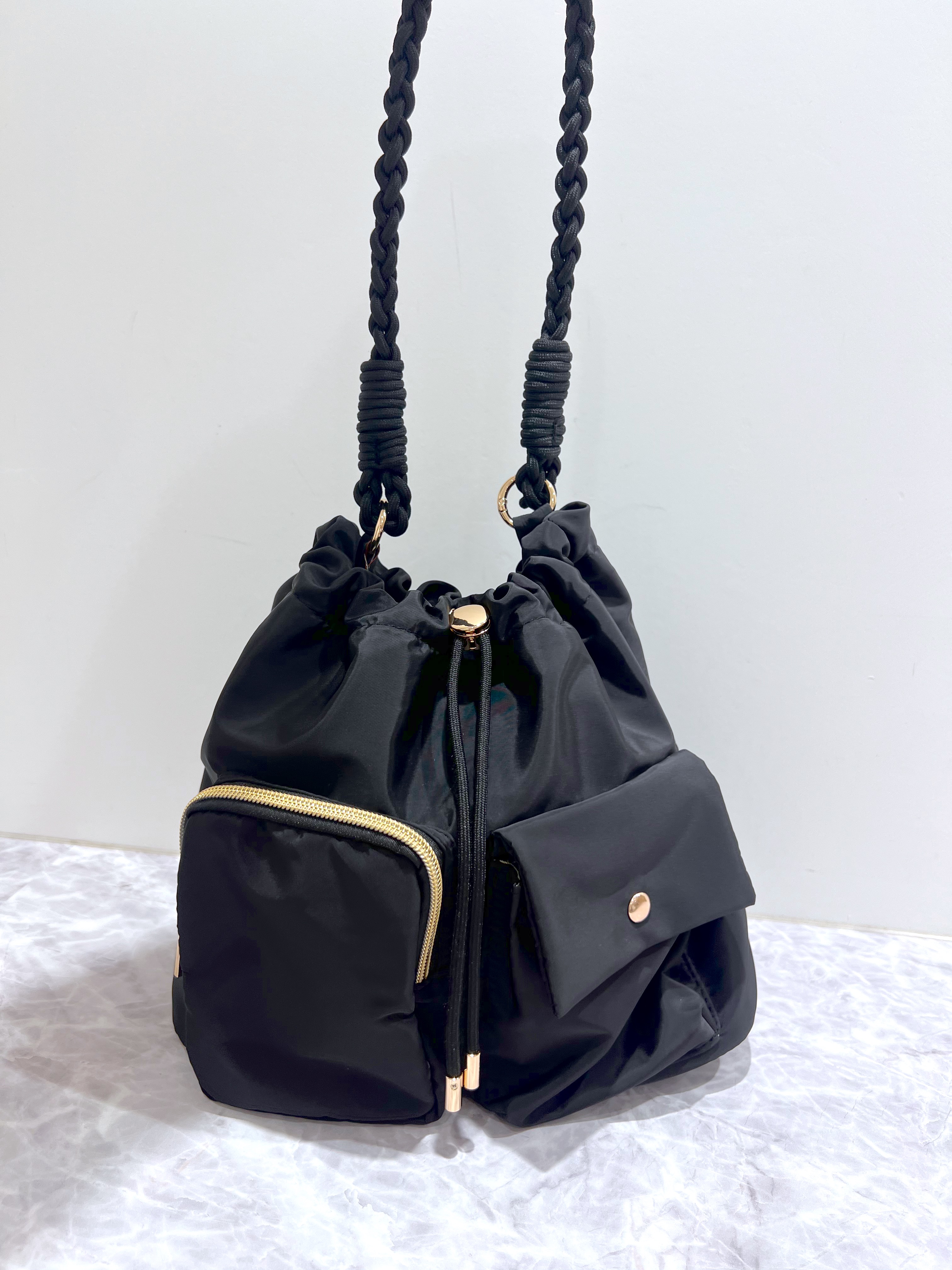 ARISAさんの「grove｜【撥水／シルエット2WAY】ゆったり着られて体型カバー◎ スタンドネック テントラインコート」を使ったコーディネート