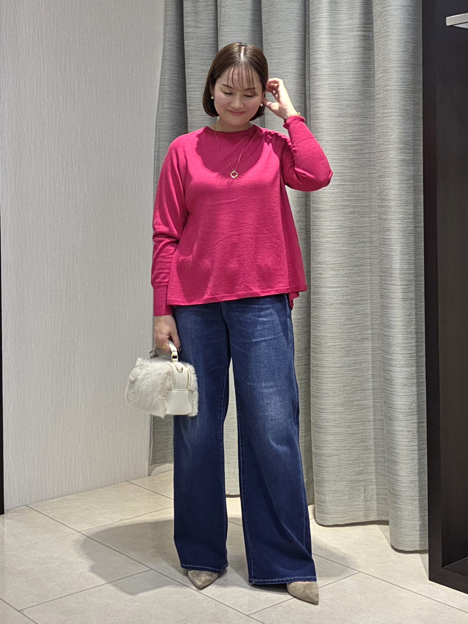 naokoさんの「UNTITLED｜【きれいに体型カバー/8色展開】Aラインシルエットニットプルオーバー」を使ったコーディネート