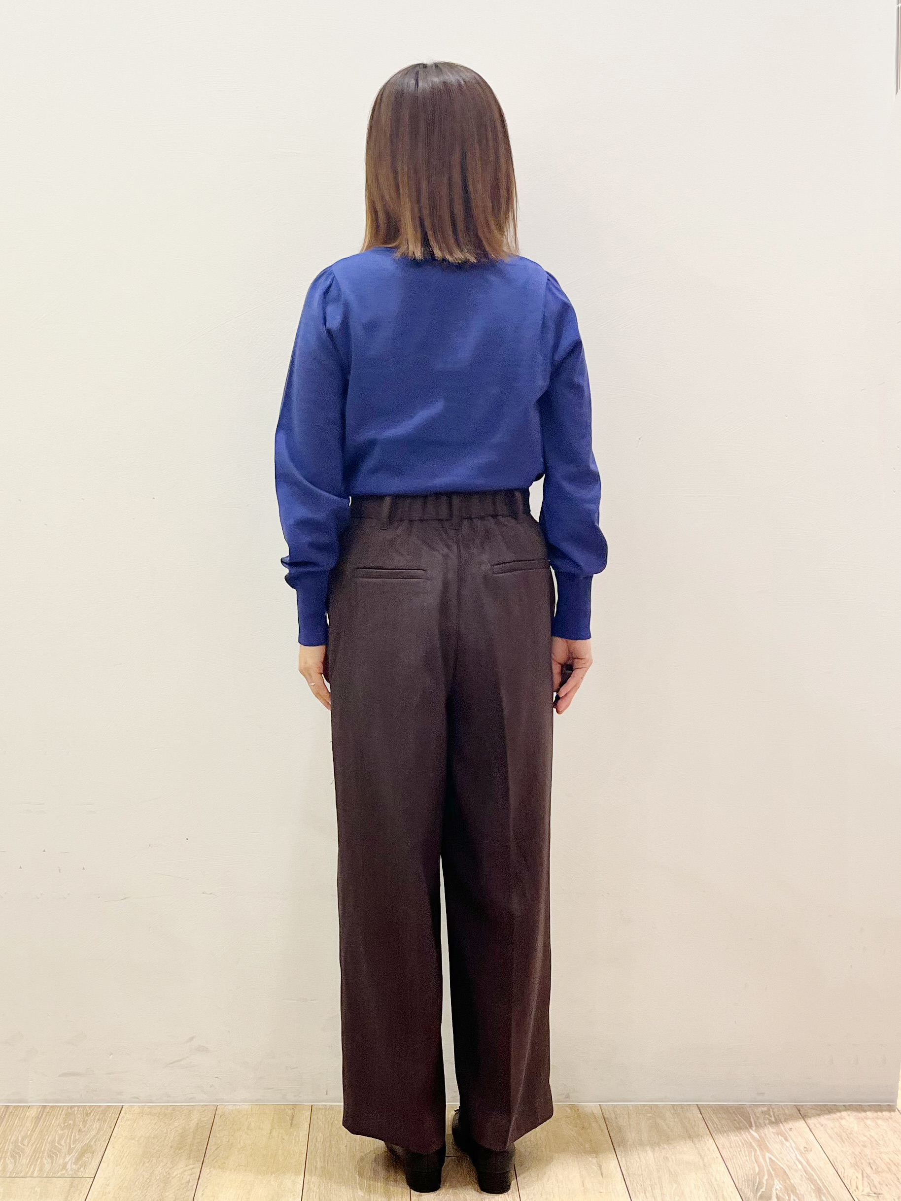 kcさんの「OPAQUE.CLIP｜ビジューパーツ付きハートネックニット【洗濯機OK／抗ピリング】」を使ったコーディネート