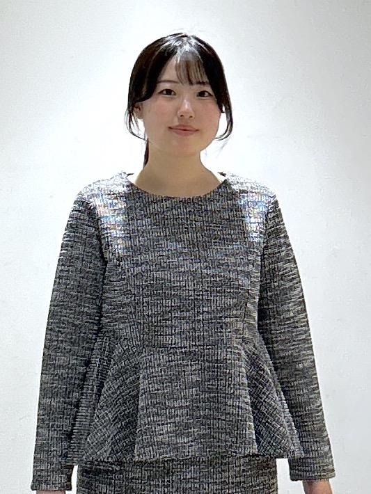 sayaさんの「OPAQUE.CLIP｜【セットアップ】ツィードペプラムトップス《洗濯機OK》」を使ったコーディネート
