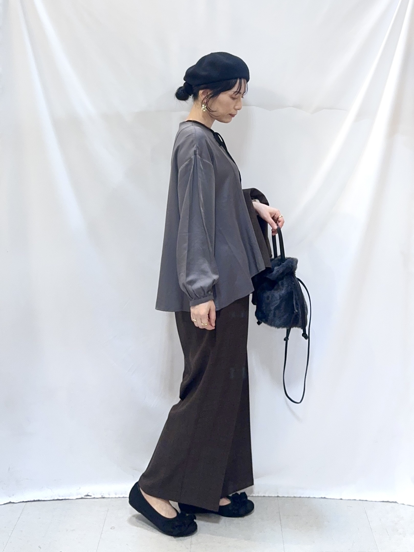 𝐇𝐢𝐫𝐨𝐦𝐢さんの「SHOO･LA･RUE｜【セットアップ可/洗濯後しわになりにくい】ウールフィール ダブルジャケット」を使ったコーディネート