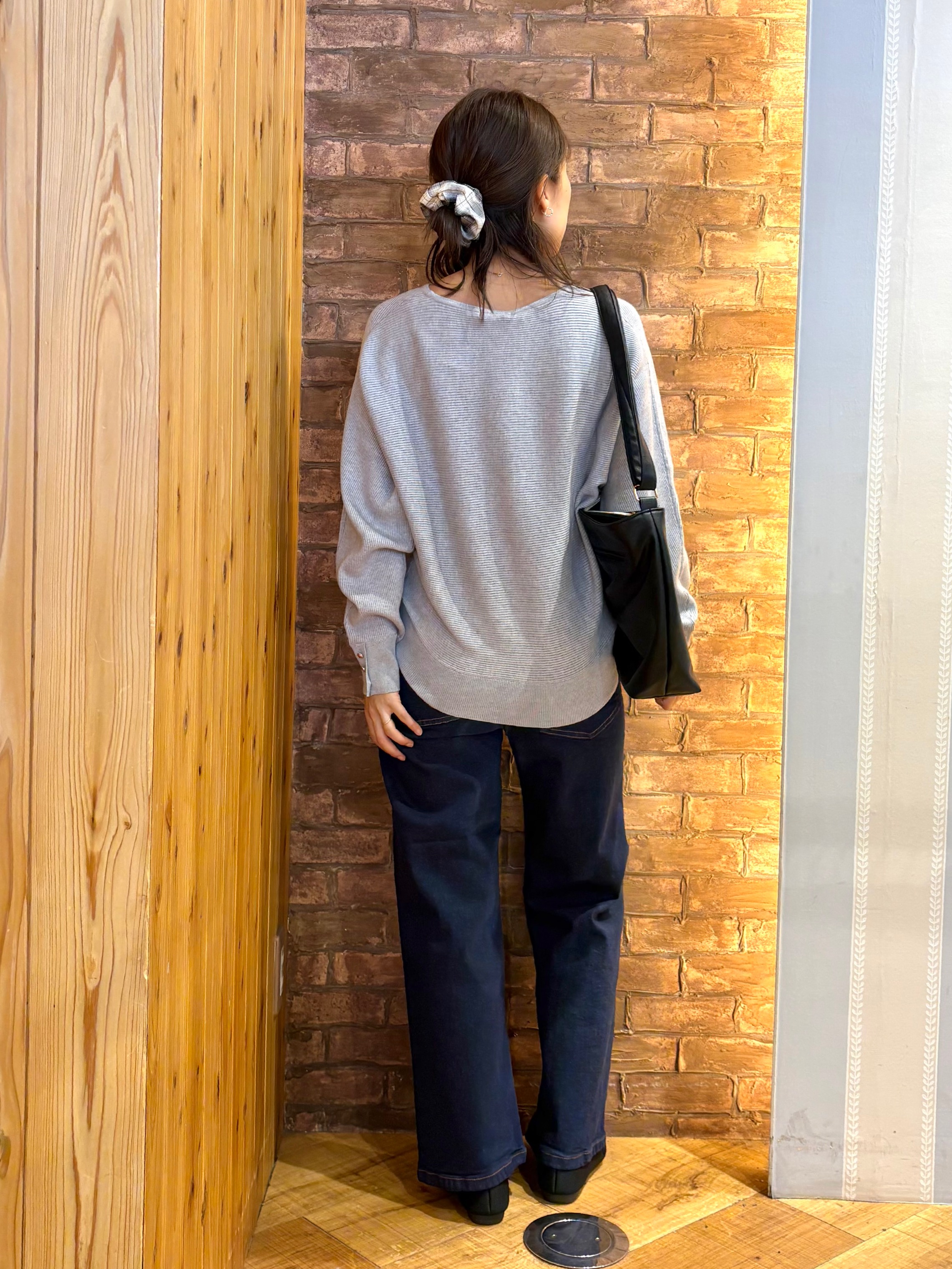 mieさんの「SHOO･LA･RUE｜【洗濯機可/体型カバー】やわらかリブドルマンニット」を使ったコーディネート