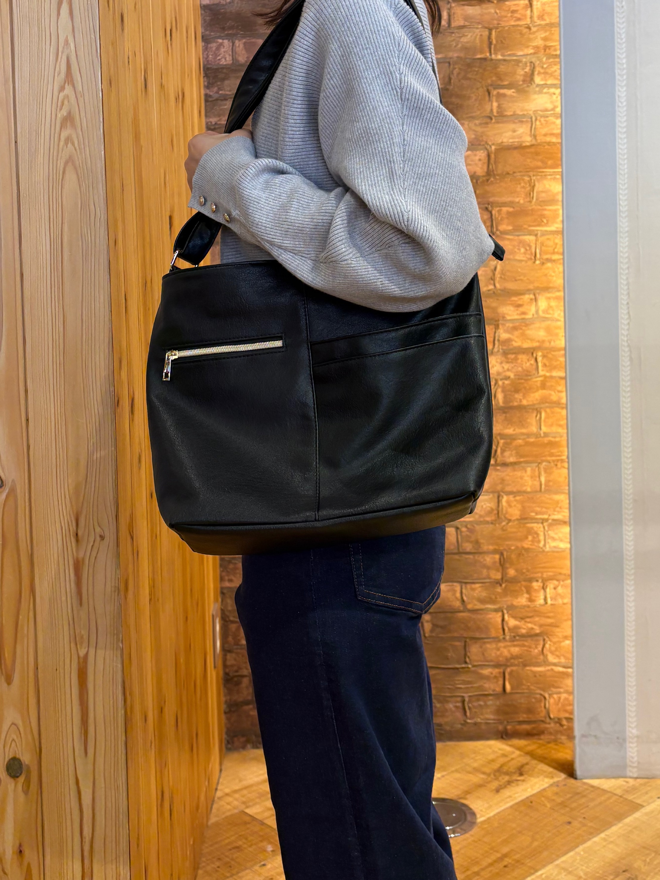 mieさんの「SHOO･LA･RUE｜【洗濯機可/体型カバー】やわらかリブドルマンニット」を使ったコーディネート
