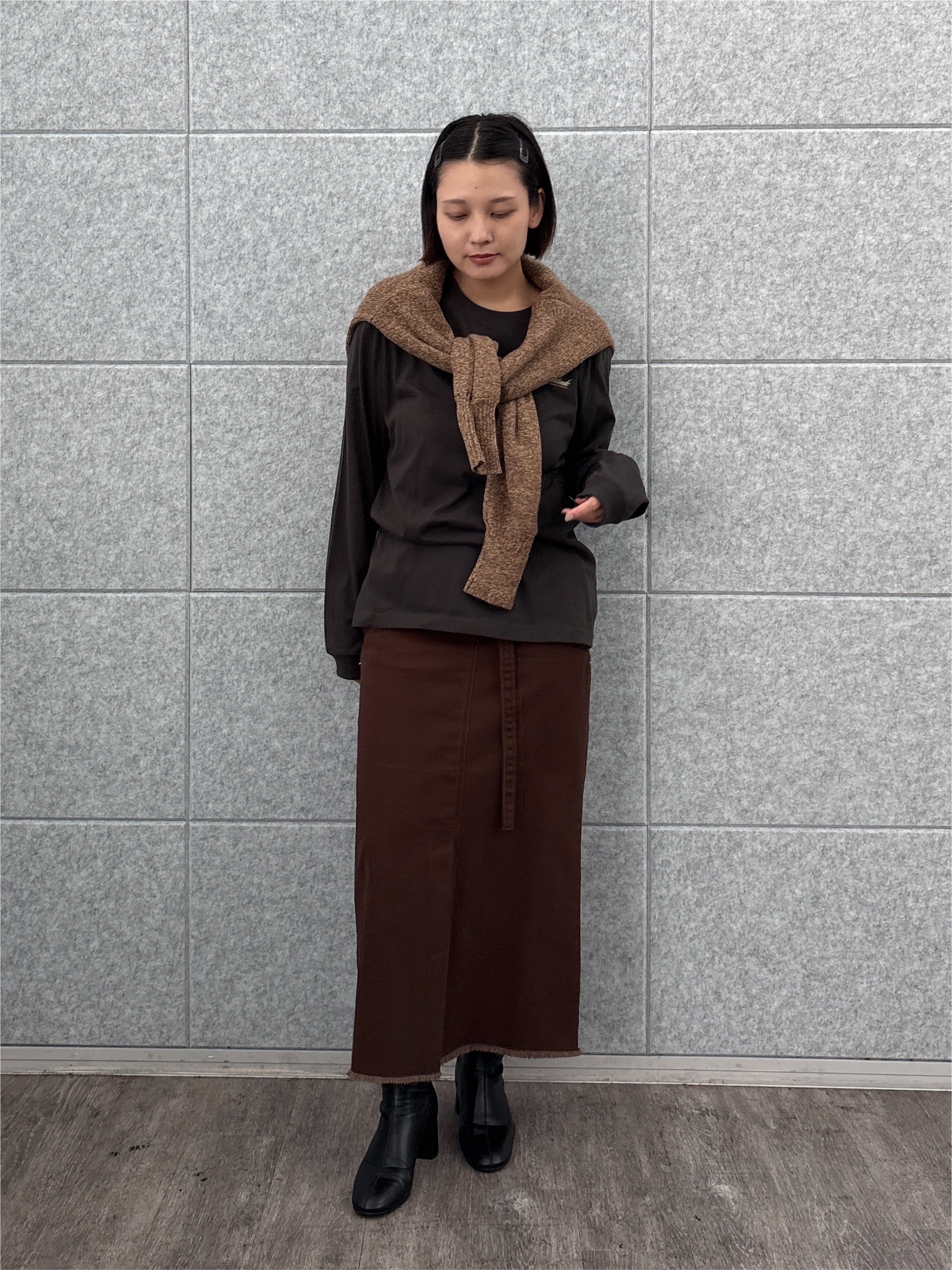ayanoさんの「INDIVI｜ワンポイントロゴロンT【LIVE紹介／上枝みどりさん着用】」を使ったコーディネート