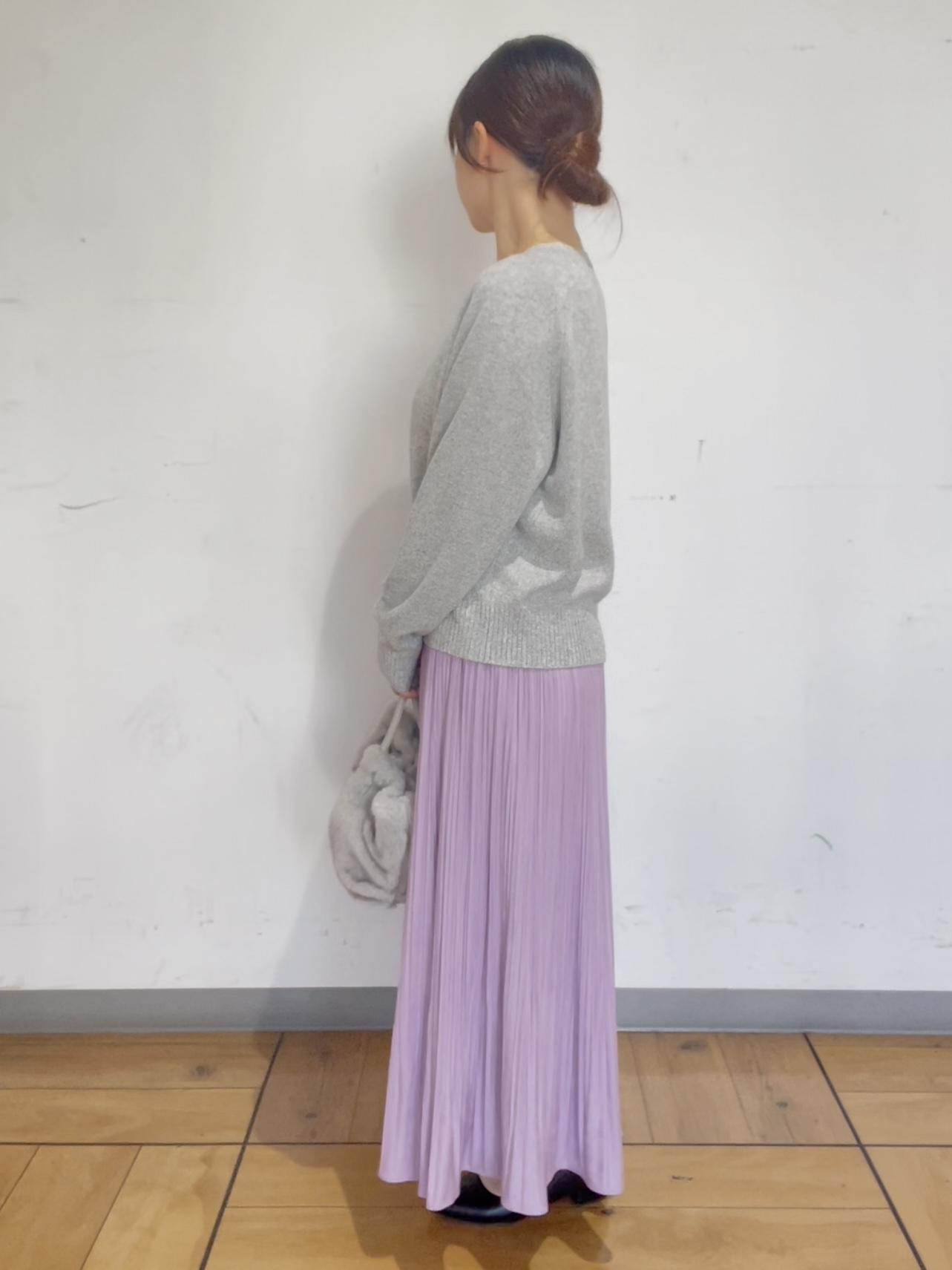 ELENAさんの「UNTITLED｜【アンサンブル可/秋羽織り】杢調ジップカーディガン」を使ったコーディネート