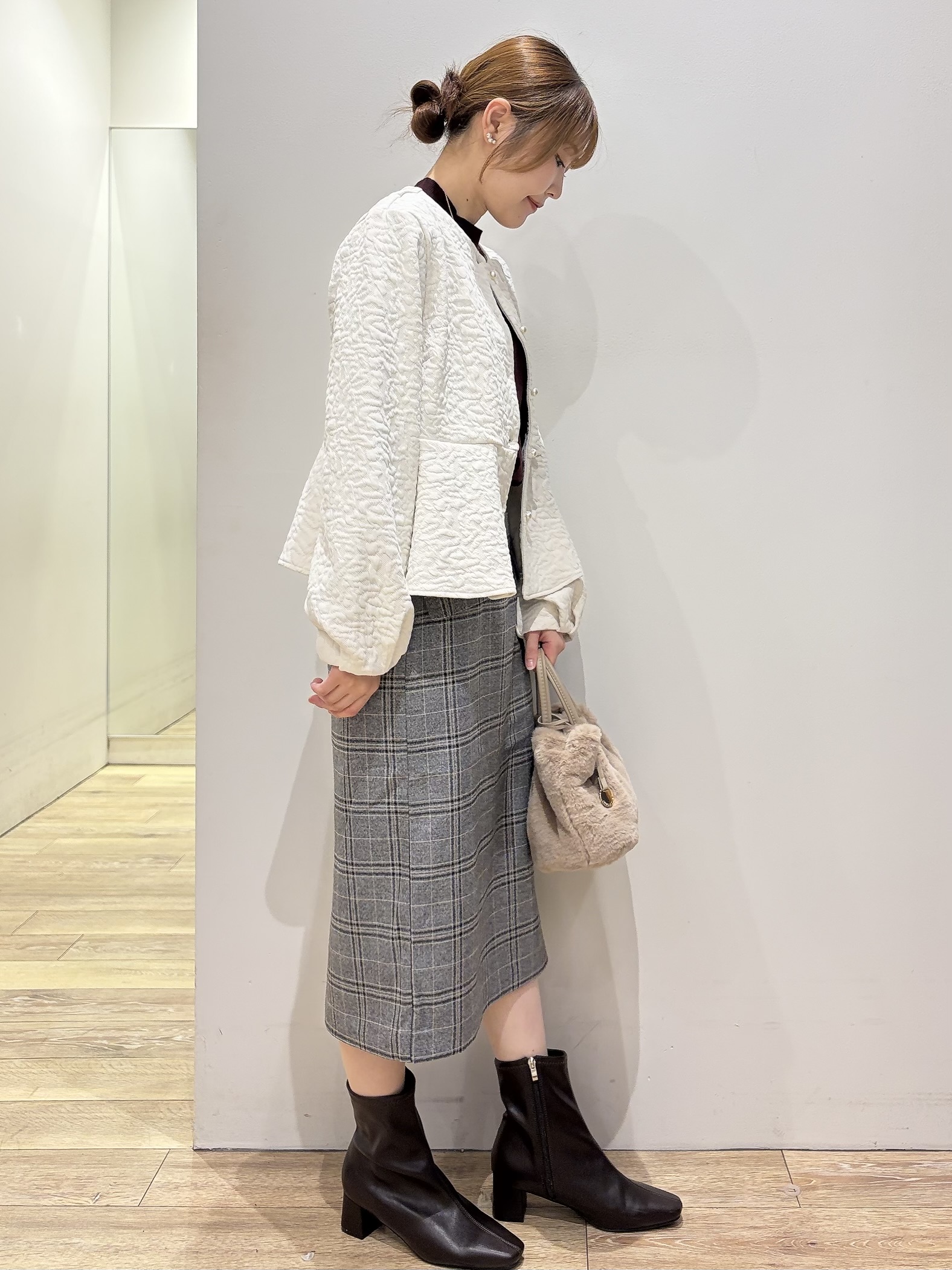 MOMOさんの「index｜ジャカードノーカラーブルゾン【洗濯機OK】」を使ったコーディネート
