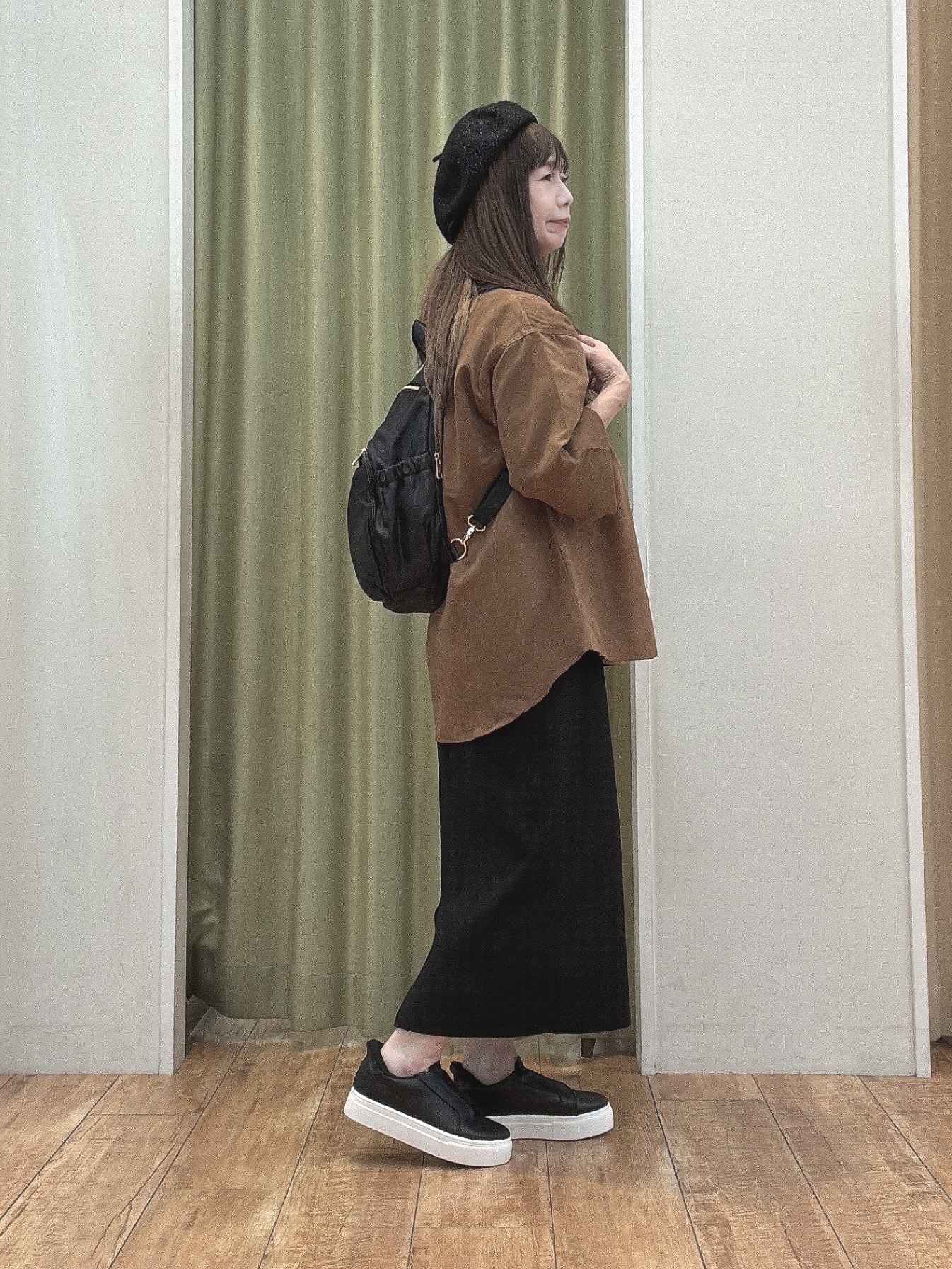 えみりんさんの「SHOO･LA･RUE｜【S-LL/洗濯機可】なめらかさが心地いい。スエード調ポケットシャツ」を使ったコーディネート