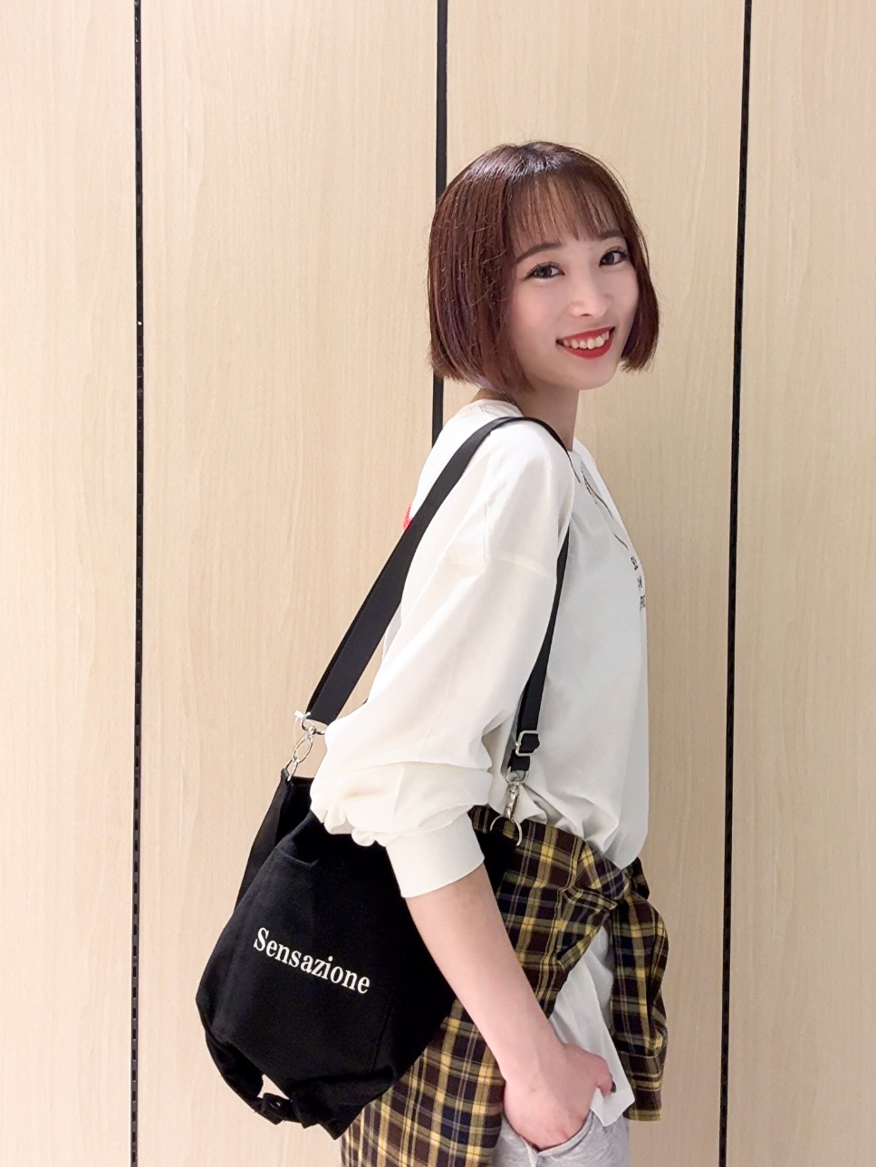 𝐜𝐡𝐢𝐤𝐚さんの「SHOO･LA･RUE｜【選べる4柄/体型カバー】ゆるっと着られる BIGロンT」を使ったコーディネート