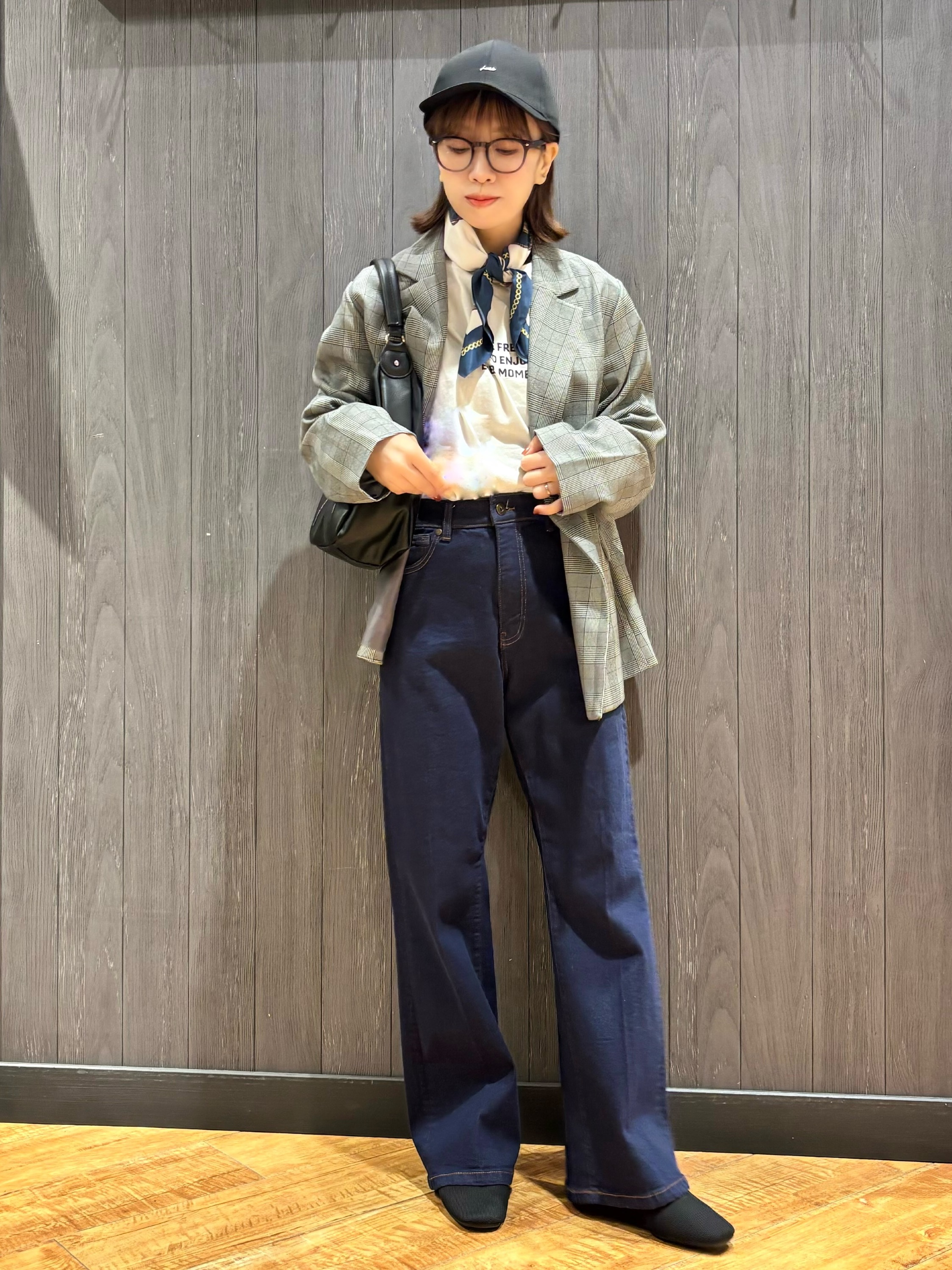 meiさんの「SHOO･LA･RUE｜【セットアップ可/洗濯後しわになりにくい】ウールフィール ダブルジャケット」を使ったコーディネート