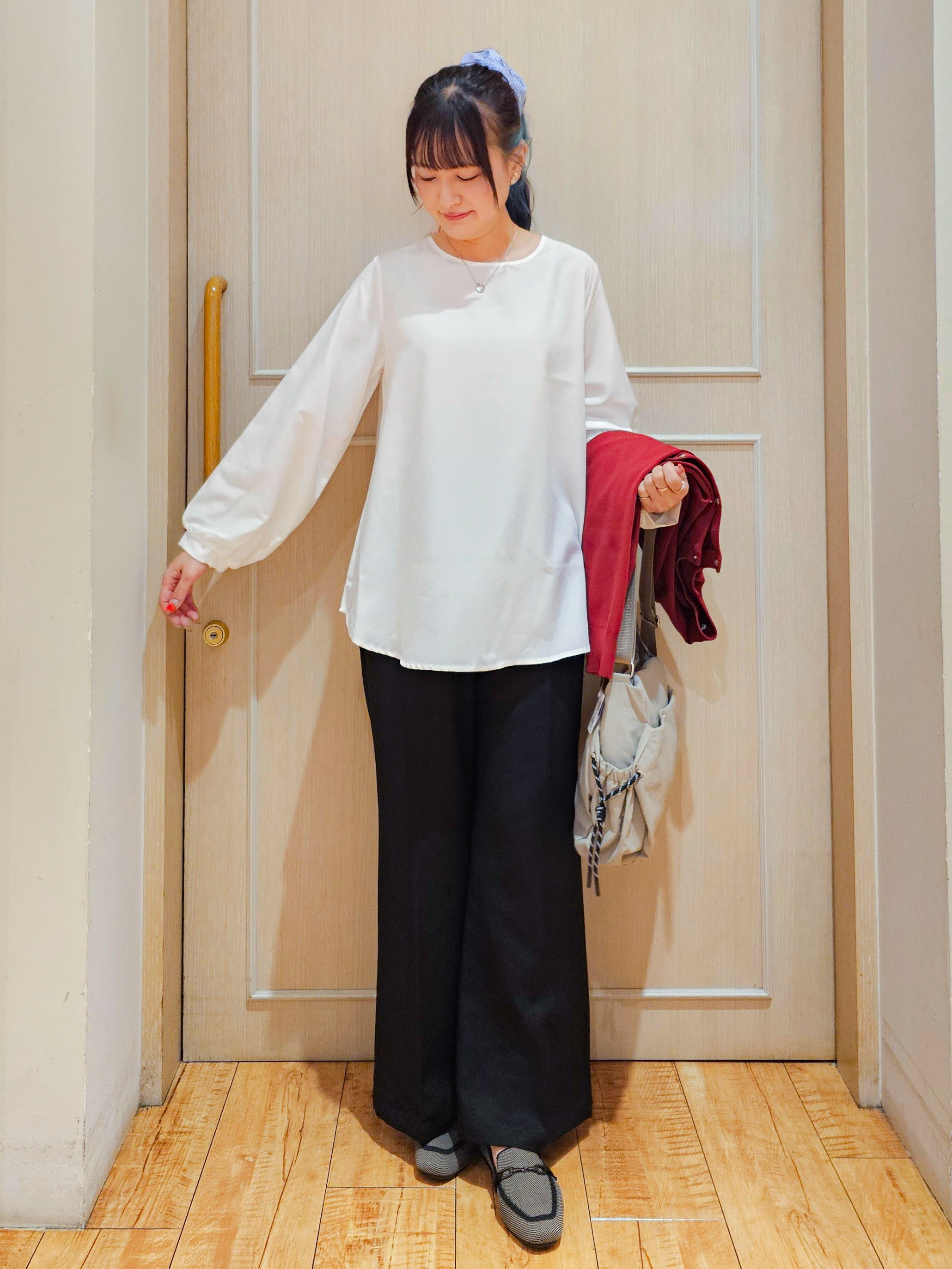 ゆゆさんの「SHOO･LA･RUE｜【セットアップ可/洗濯機可】軽やかに羽織れる スポンディッシュ ニットカーディガン」を使ったコーディネート
