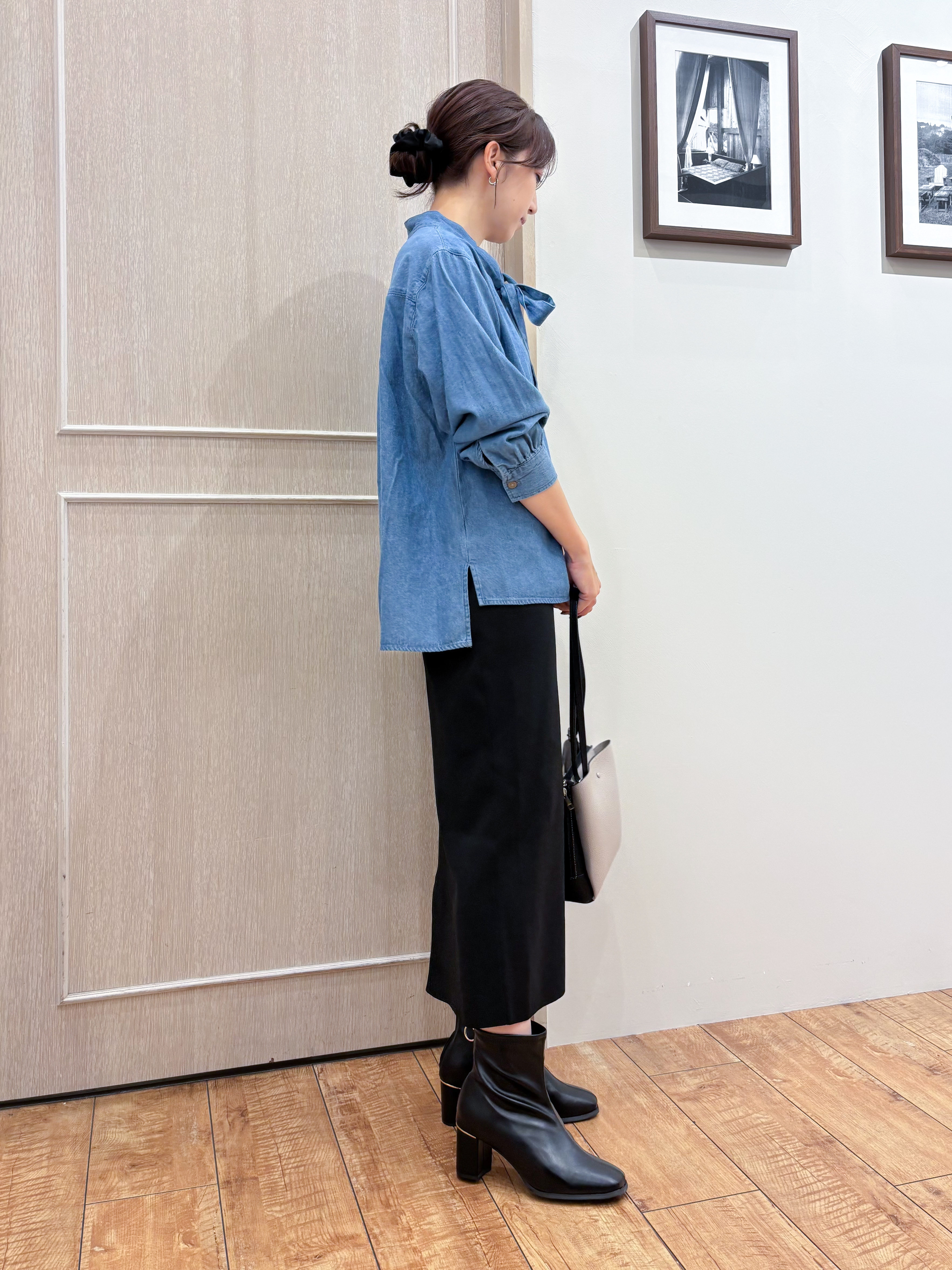 なみさんの「SHOO･LA･RUE｜【S-LL/洗濯機可】華やぐデニムボウタイリボンシャツ」を使ったコーディネート