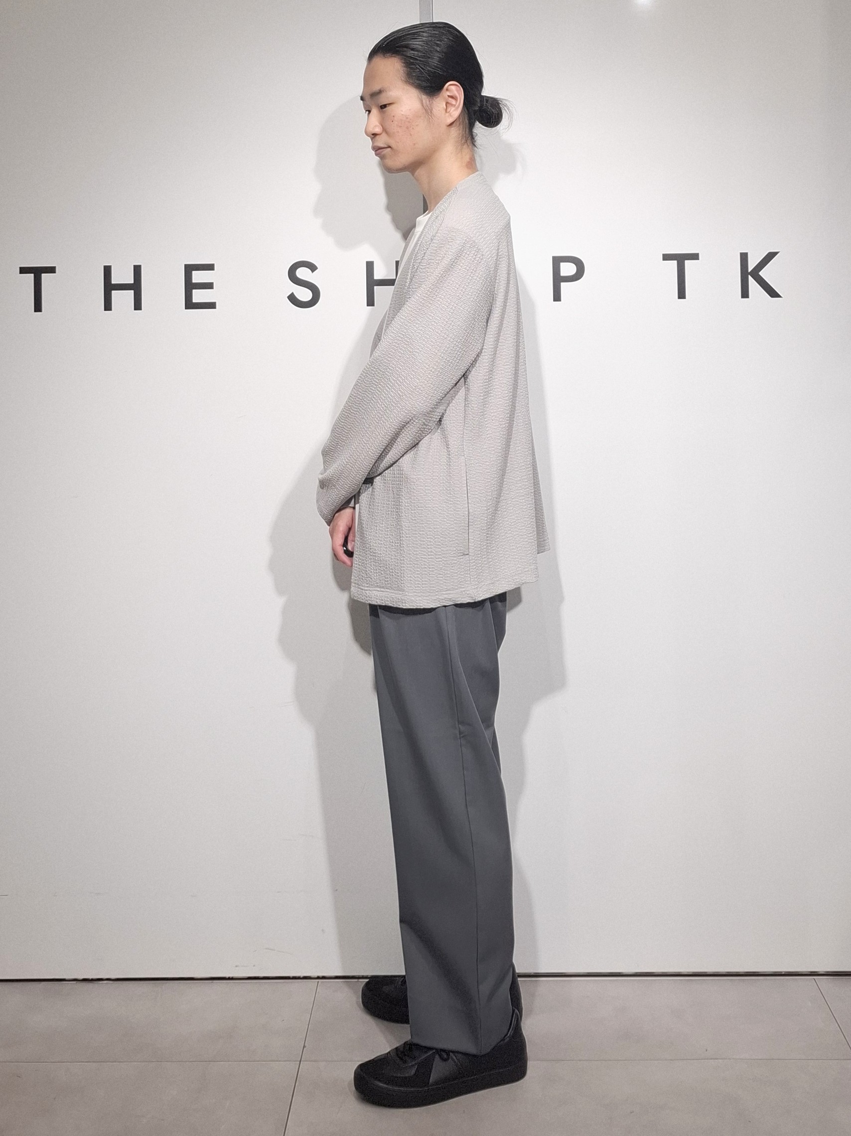 葵さんの「THE SHOP TK｜【2点セット／洗濯機OK】長袖カーディガン+半袖Tシャツ」を使ったコーディネート