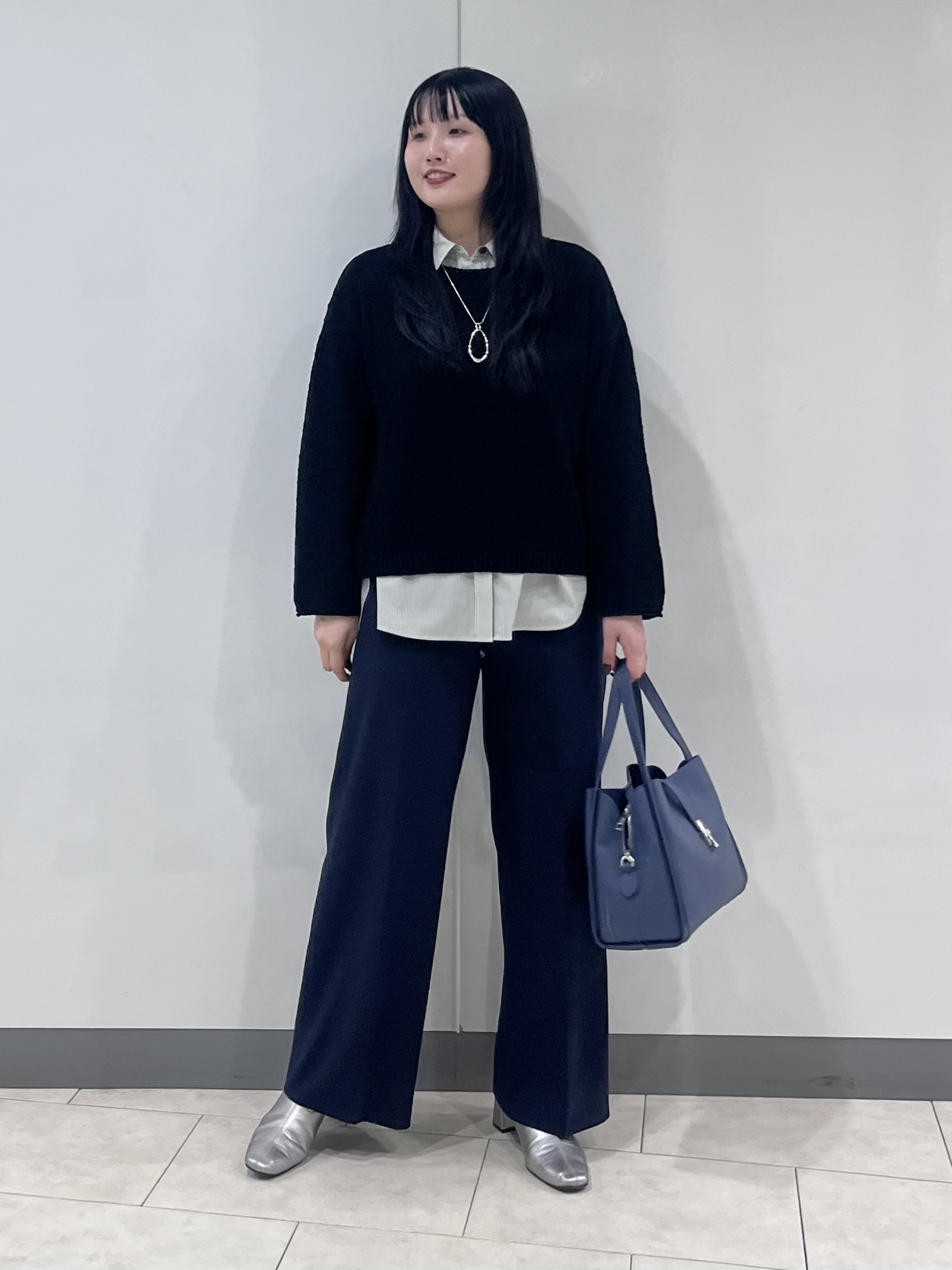 hasuさんの「INDIVI｜【洗える／程よいシアー感】凹凸素材ニット」を使ったコーディネート