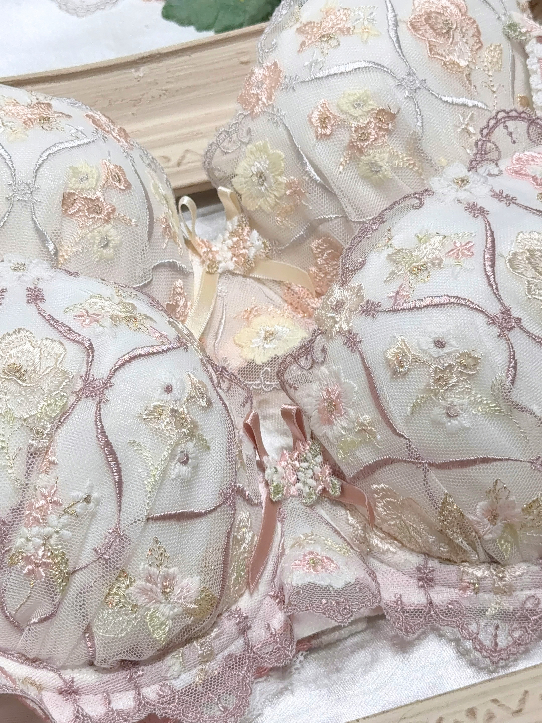 cocoさんの「Risa Magli｜プルメリア ブラジャー （B－C） ＜S Make Type＞」を使ったコーディネート
