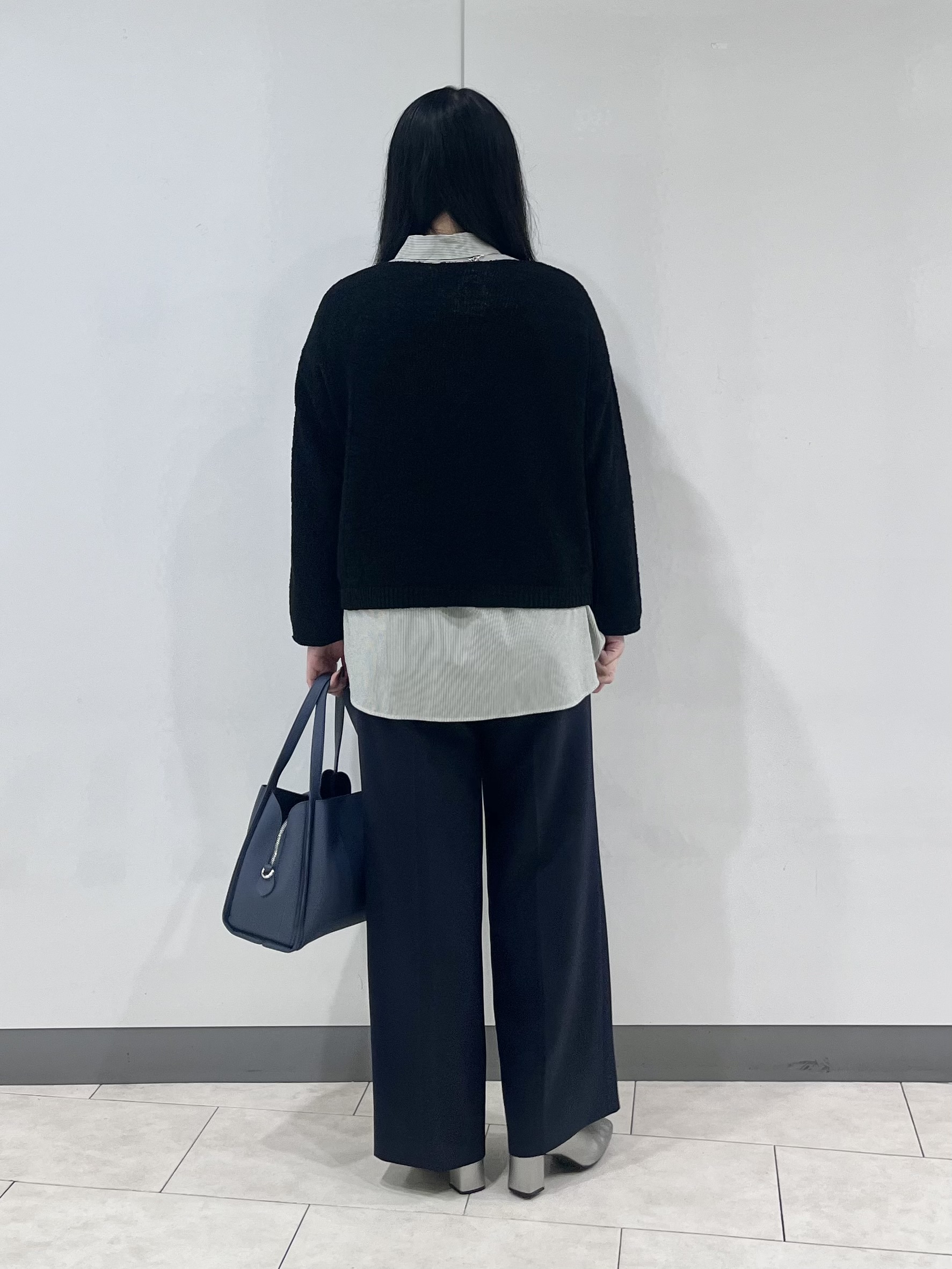 hasuさんの「INDIVI｜【洗える／程よいシアー感】凹凸素材ニット」を使ったコーディネート