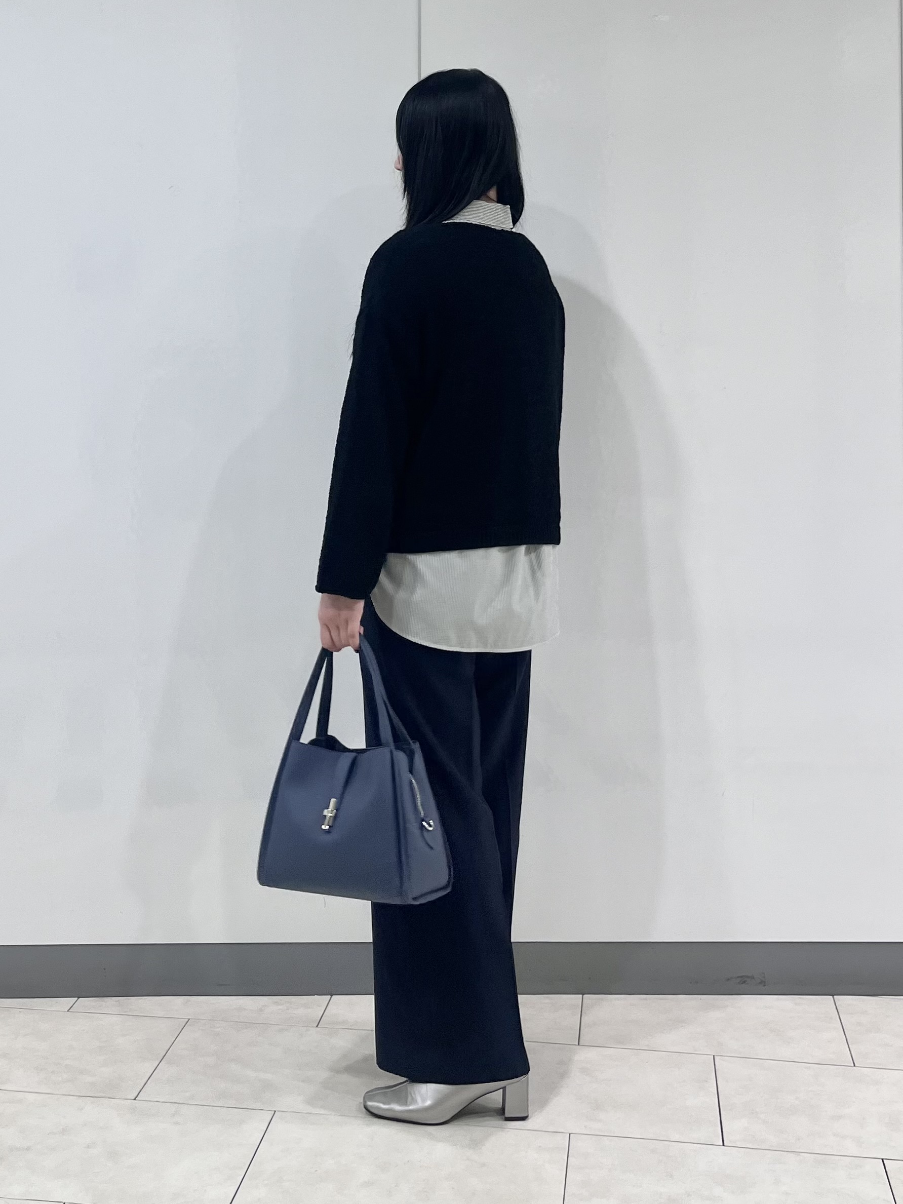 hasuさんの「INDIVI｜【洗える／程よいシアー感】凹凸素材ニット」を使ったコーディネート