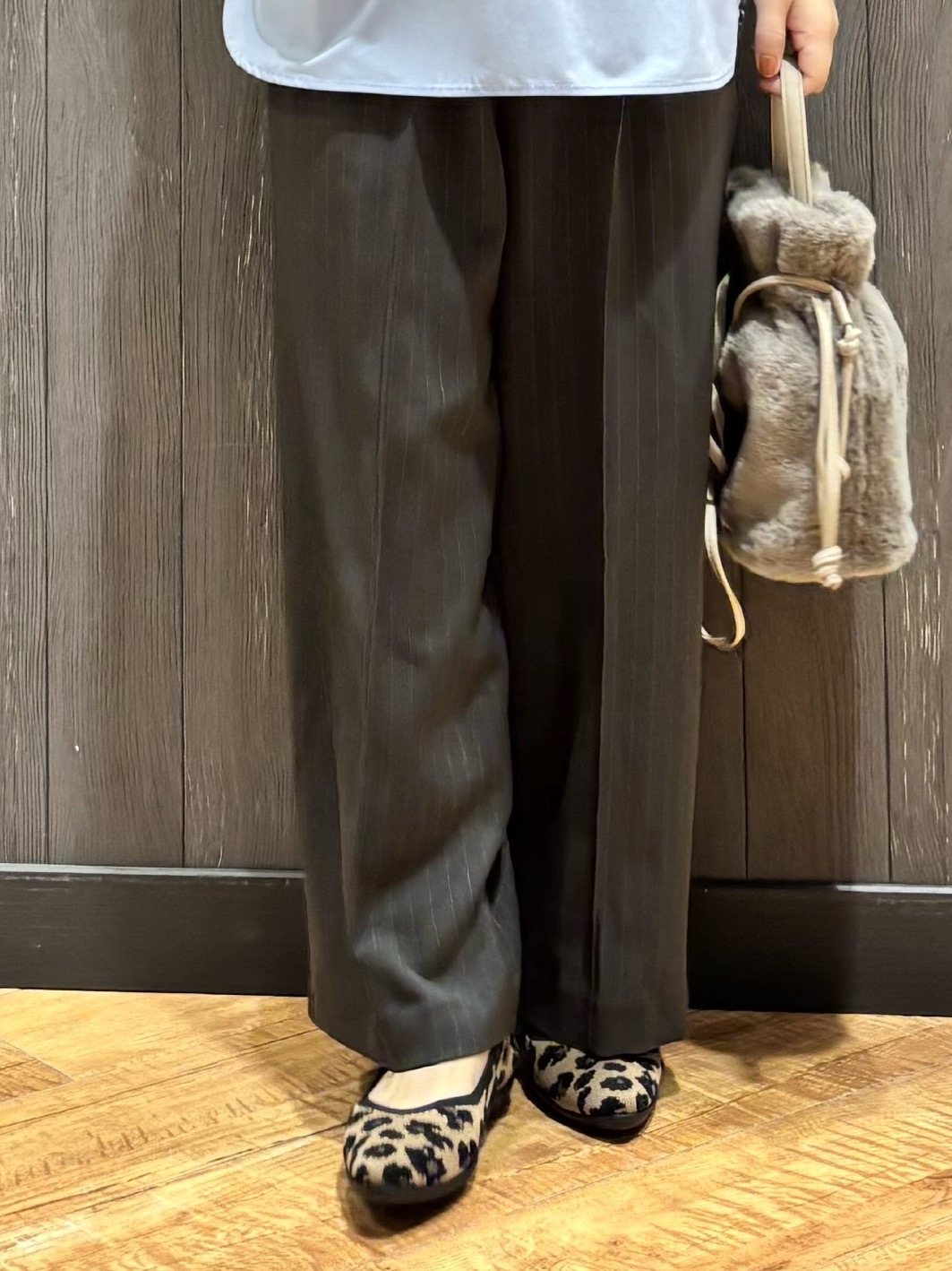 meiさんの「SHOO･LA･RUE｜【S-LL】着るだけできまる シャツレイヤード風 スポンディッシュニット」を使ったコーディネート
