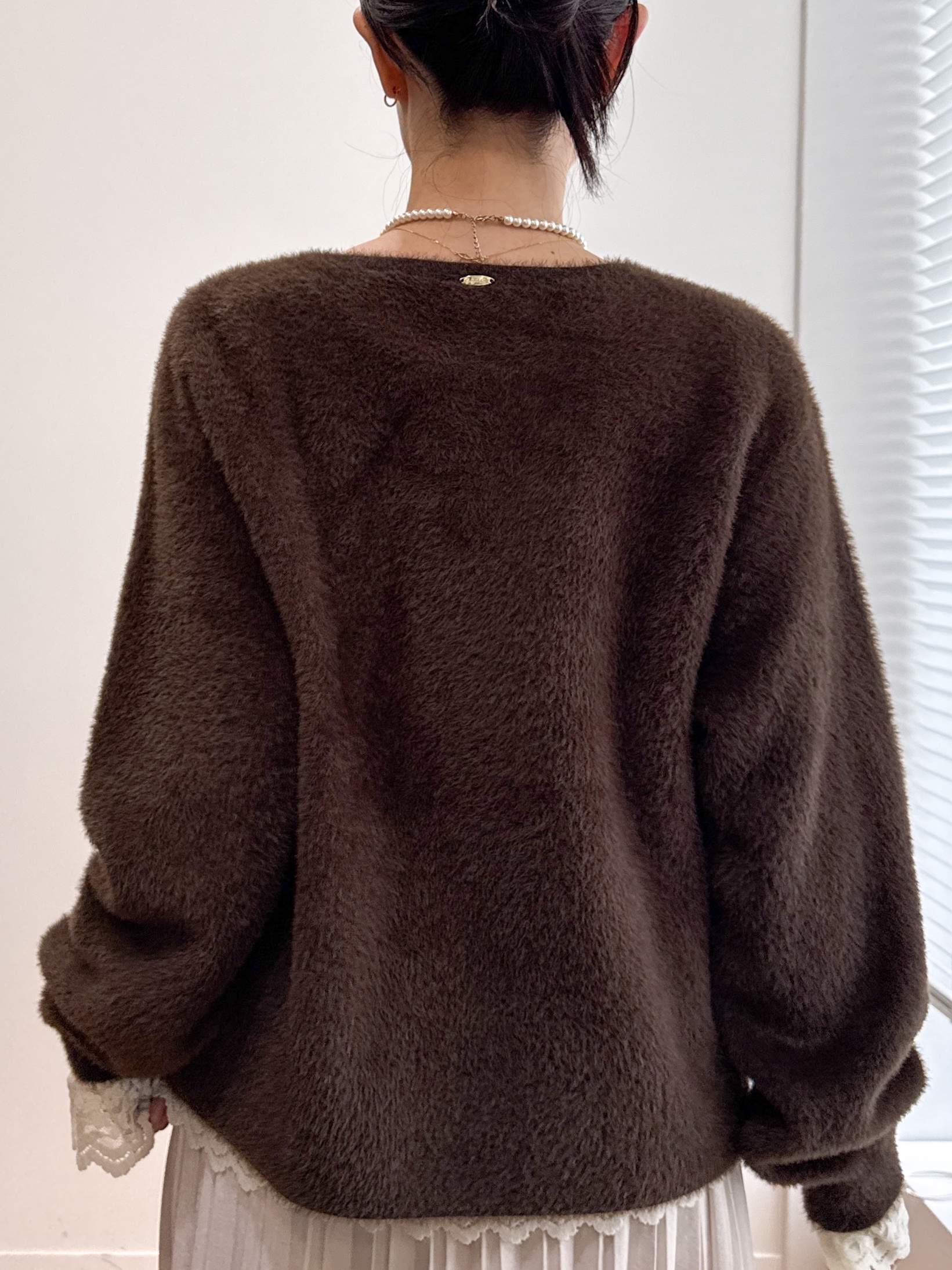 そねなおさんの「OPAQUE.CLIP｜レースベロア トップス【洗濯機OK】」を使ったコーディネート