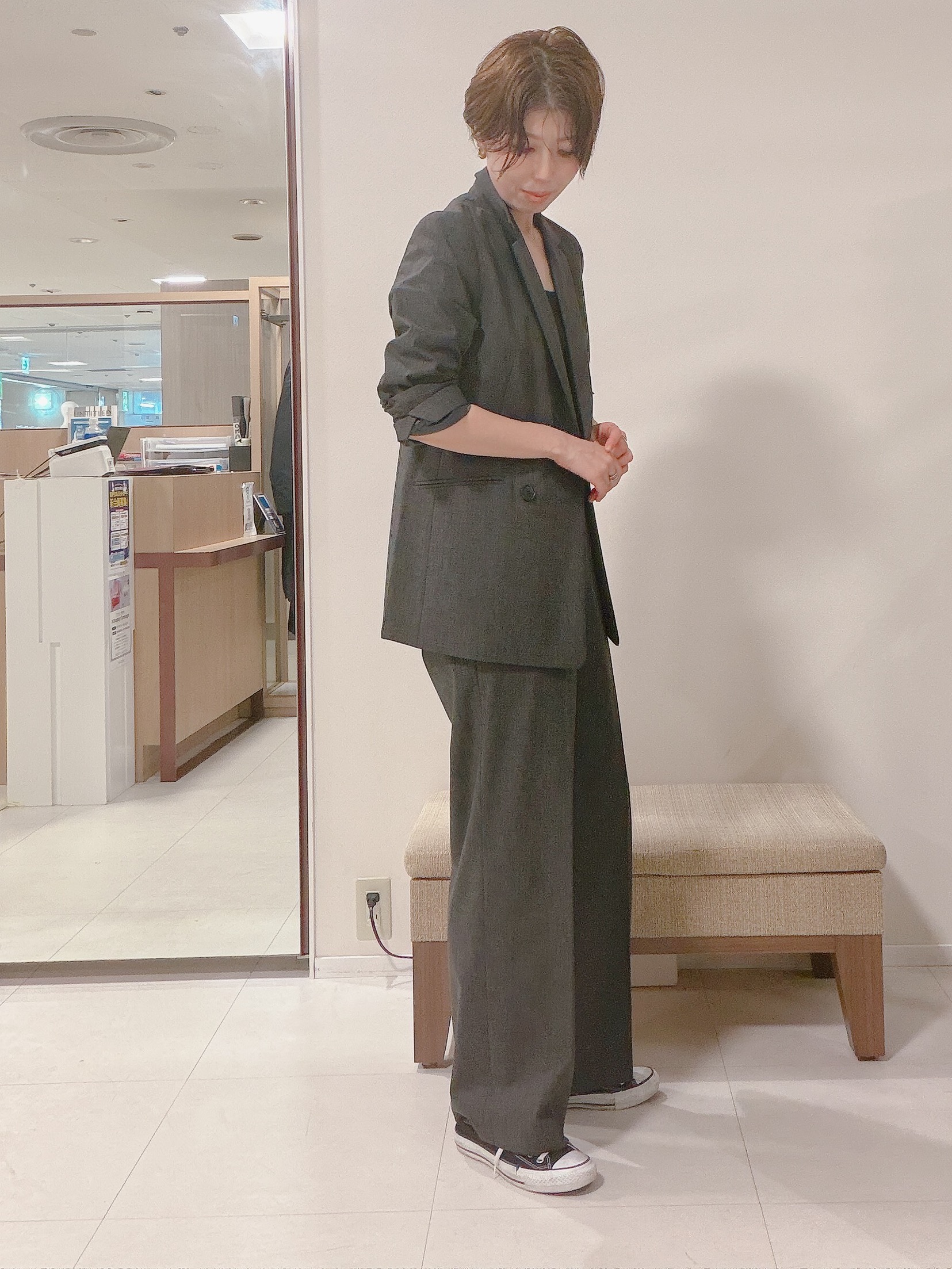 IWAMOさんの「UNTITLED｜【セットアップ可/秋羽織り/お仕事スーツ】ウールブレンドダブルジャケット」を使ったコーディネート