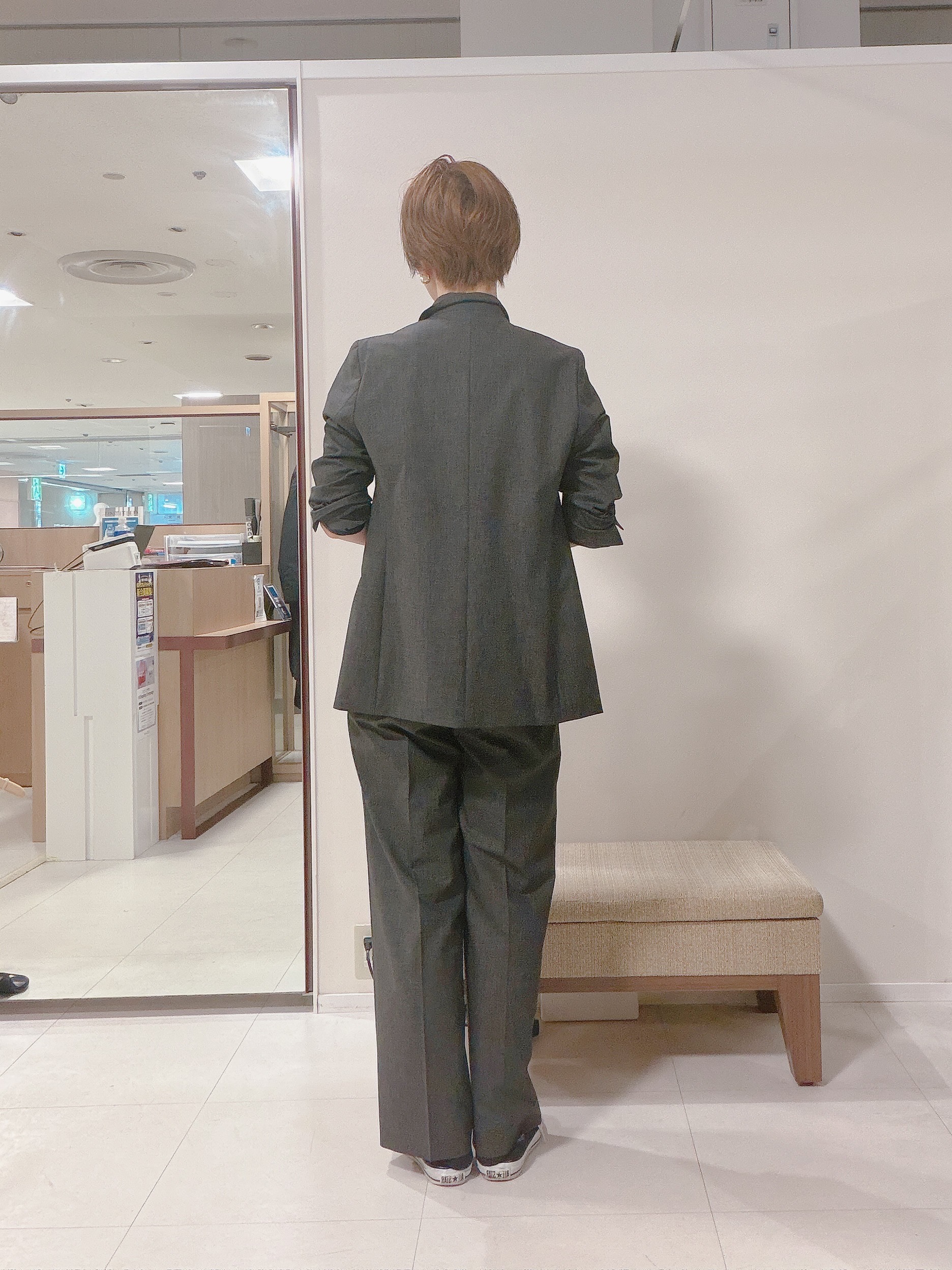IWAMOさんの「UNTITLED｜【セットアップ可/秋羽織り/お仕事スーツ】ウールブレンドダブルジャケット」を使ったコーディネート