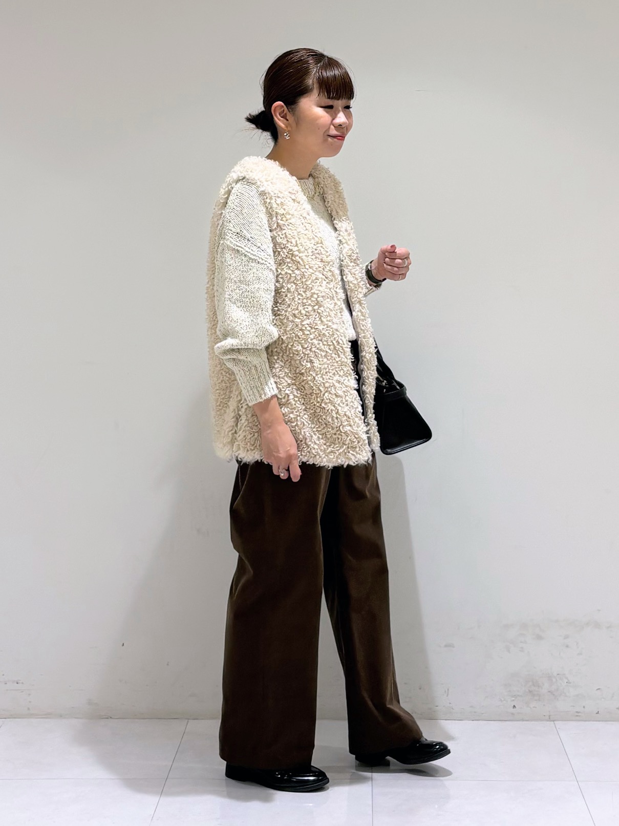 tsuyuさんの「INDIVI｜【収納力◎／トレンド】スクエアトートバッグ」を使ったコーディネート