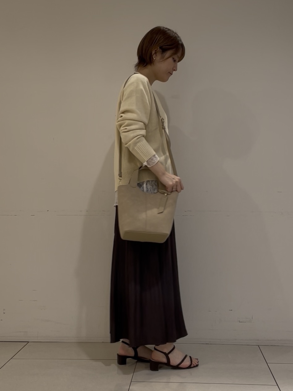 ゆいさんの「UNTITLED｜【アンサンブル可/秋羽織り】杢調ジップカーディガン」を使ったコーディネート
