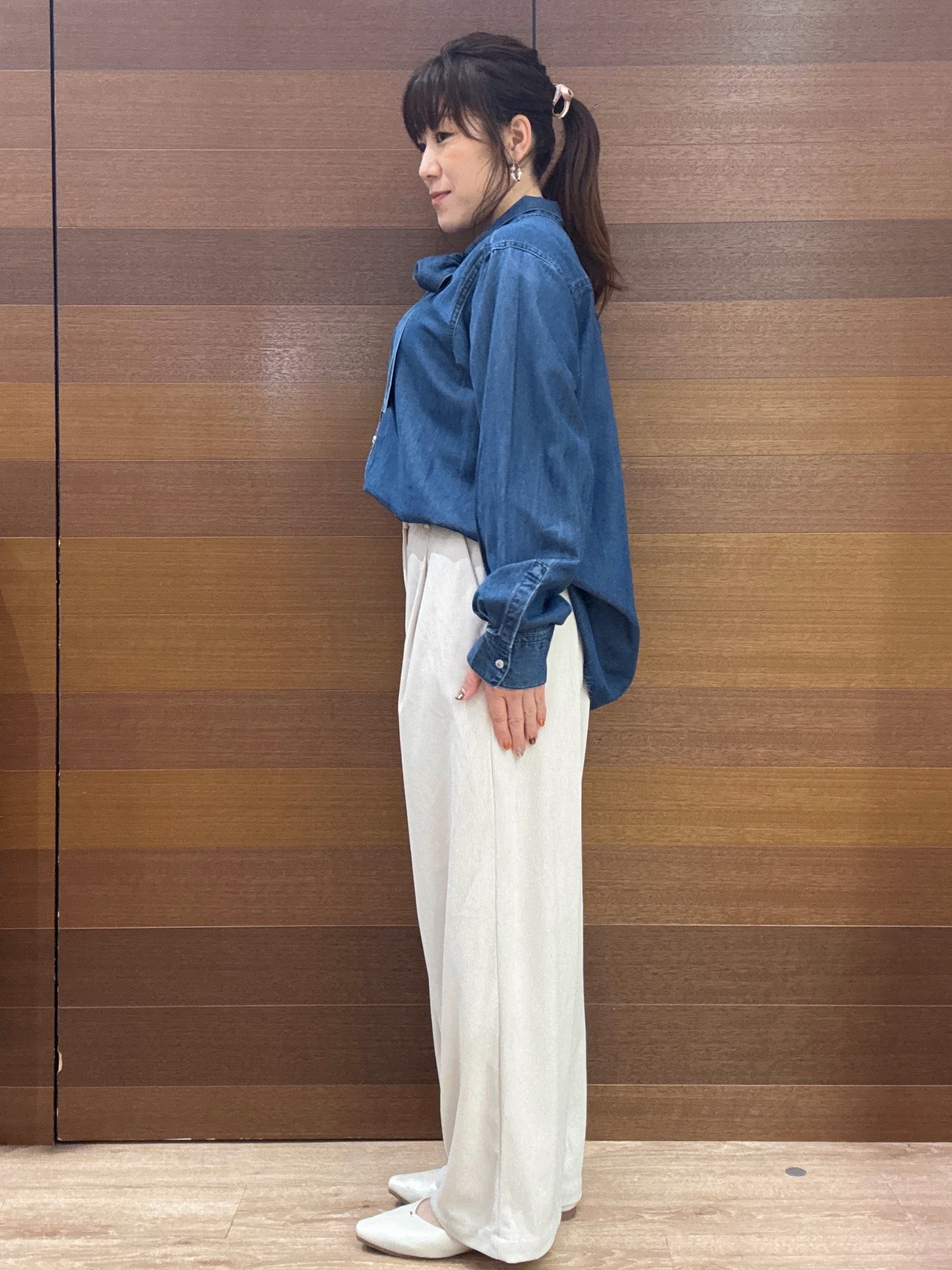 maichiさんの「OPAQUE.CLIP｜デニムボウタイブラウス【洗濯機OK】」を使ったコーディネート
