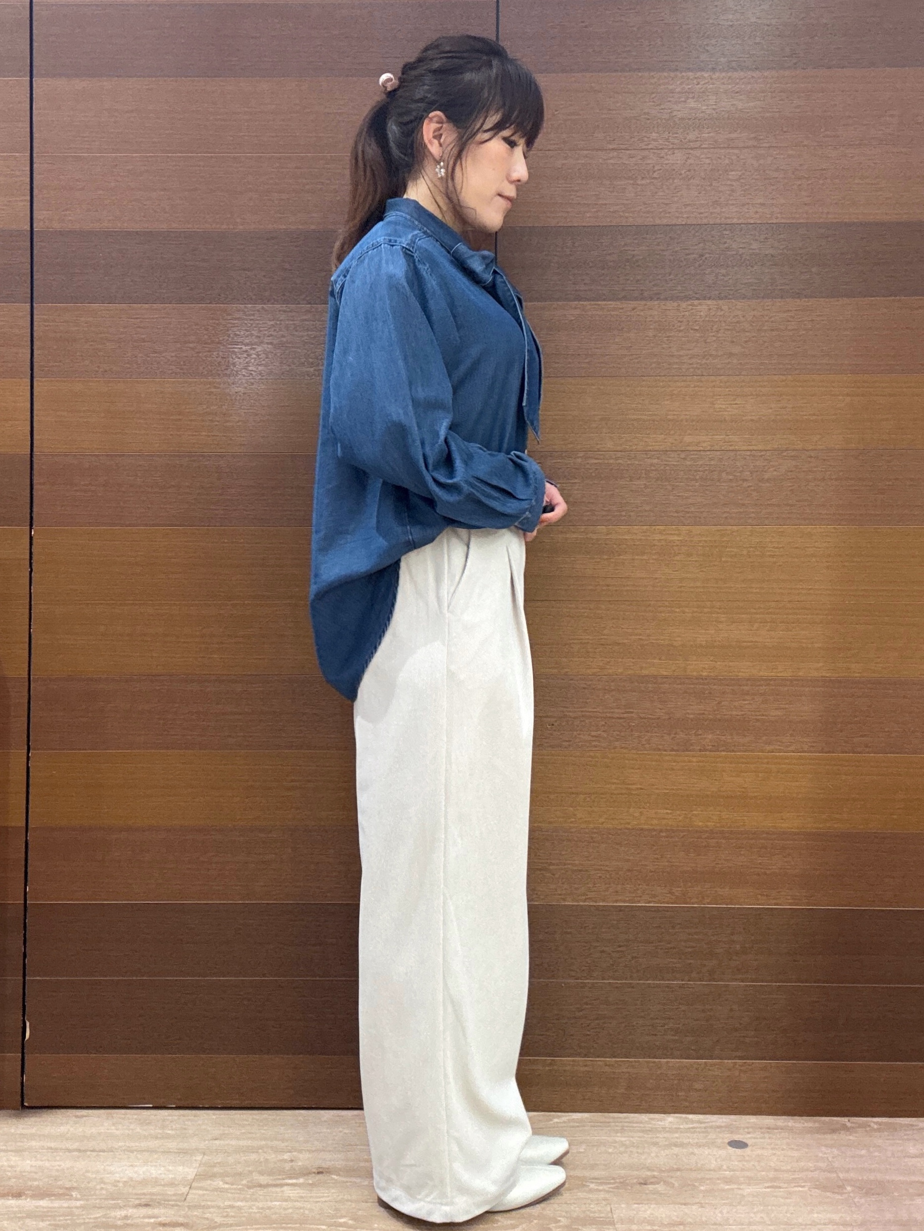 maichiさんの「OPAQUE.CLIP｜デニムボウタイブラウス【洗濯機OK】」を使ったコーディネート