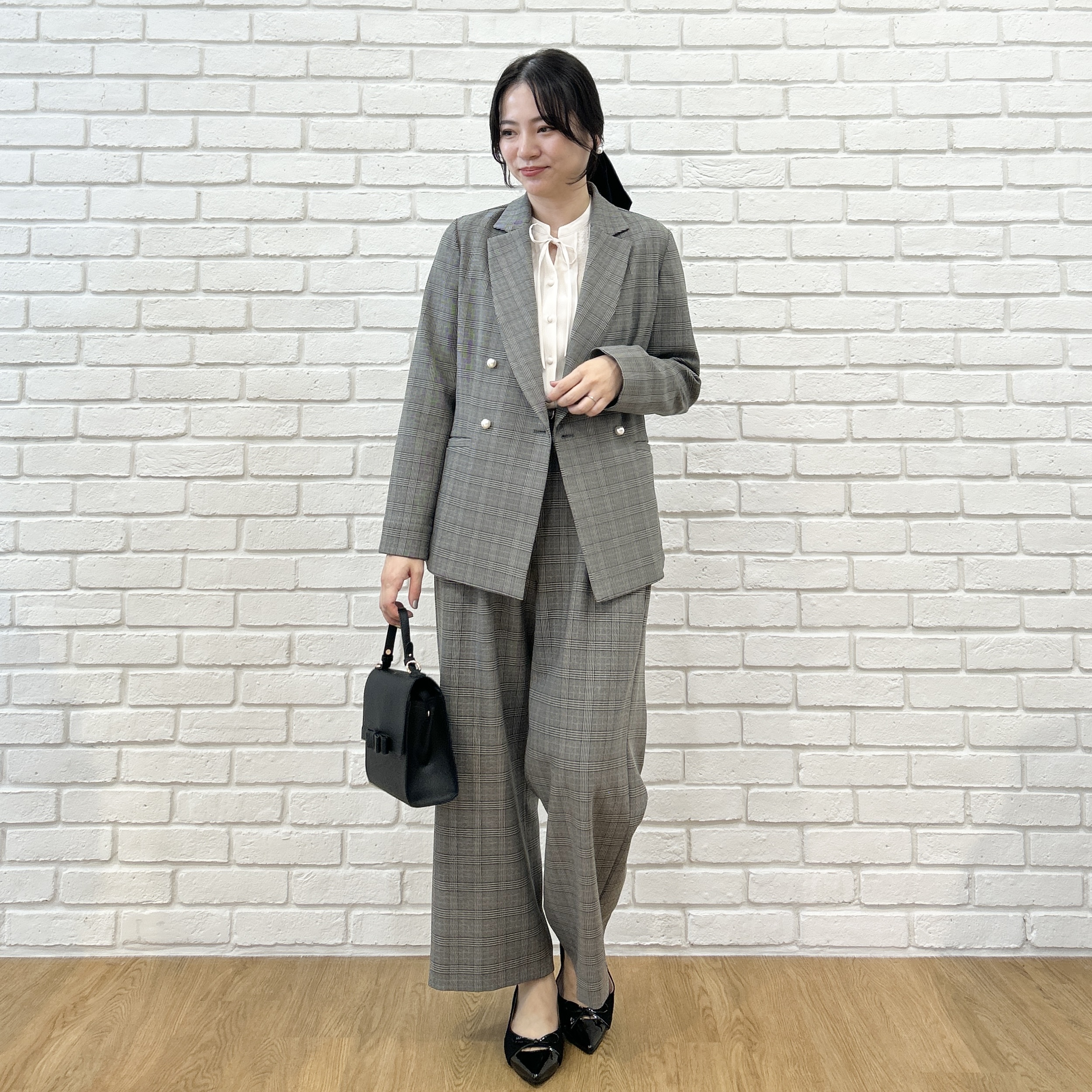 shinoさんの「Couture brooch｜【マシンウォッシャブル・イージーケア】パール風釦テーラードジャケット【毛玉になりにくい・セットアップ」を使ったコーディネート