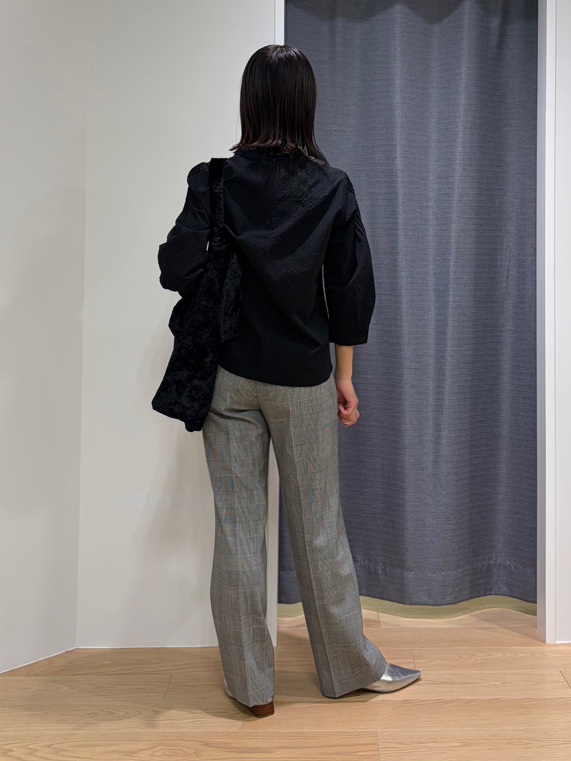 Mikoさんの「INDIVI｜【初秋にピッタリ！／洗える】凹凸素材ミニスタンドトップス」を使ったコーディネート