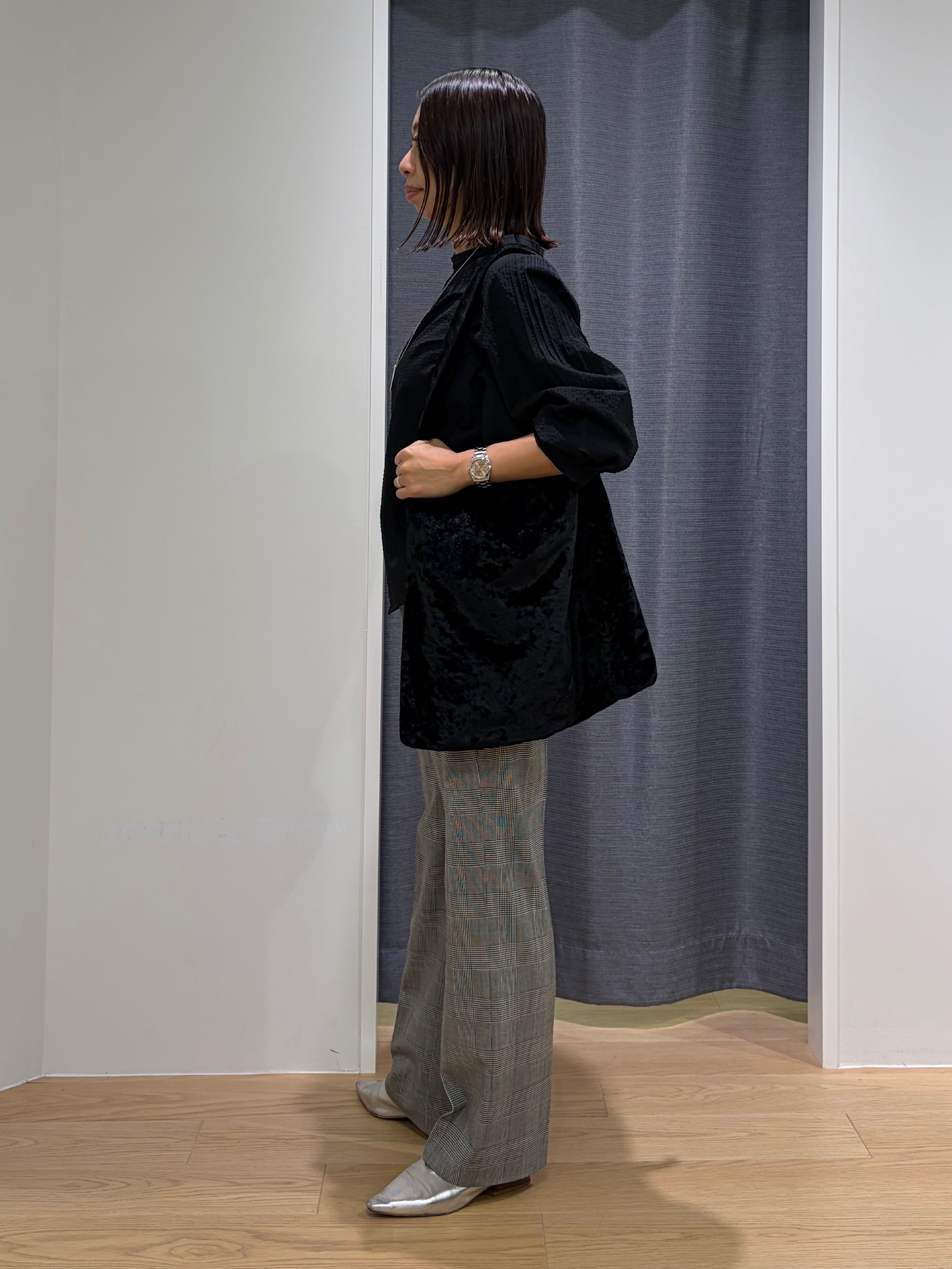 Mikoさんの「INDIVI｜【初秋にピッタリ！／洗える】凹凸素材ミニスタンドトップス」を使ったコーディネート