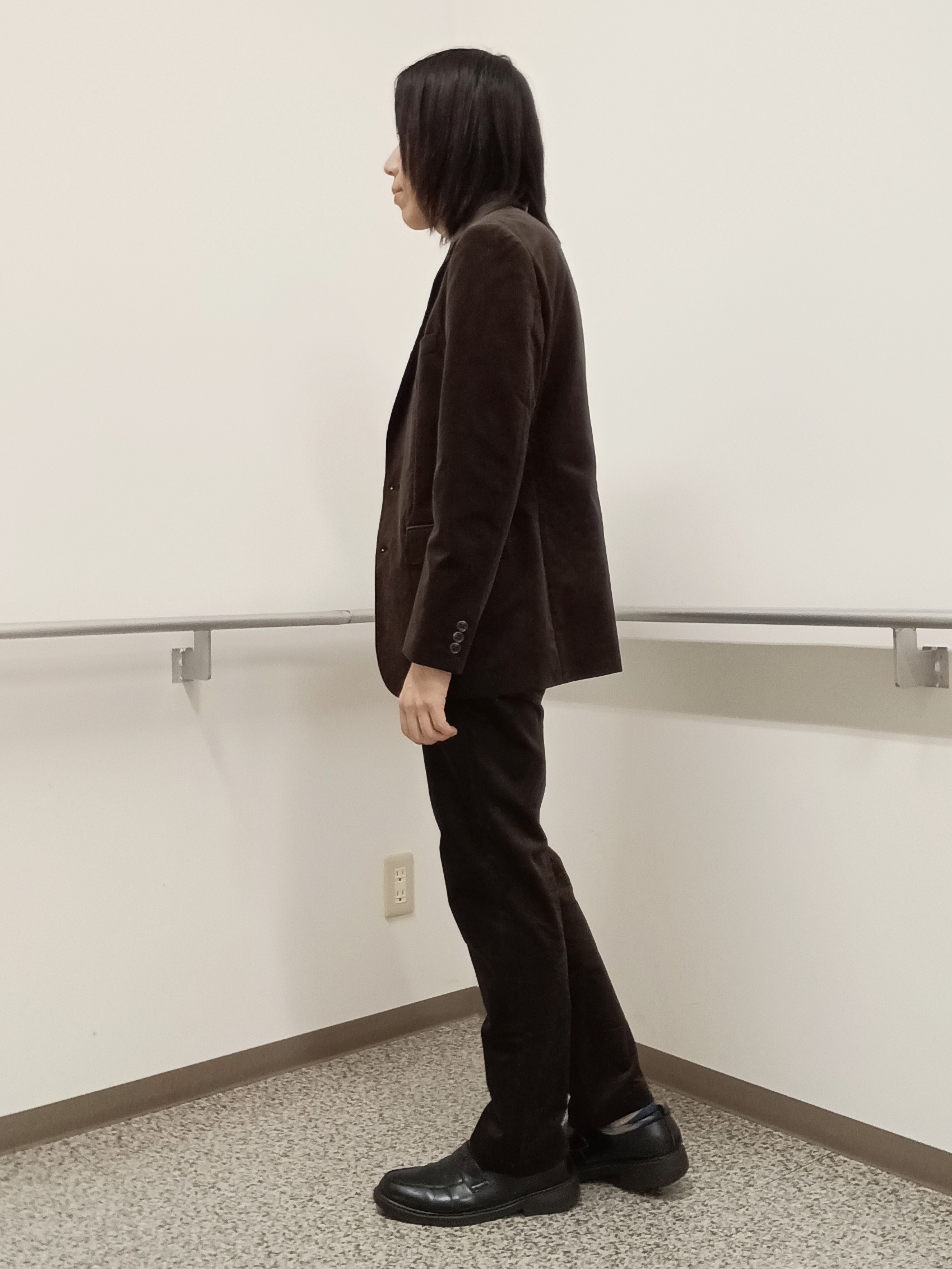 moritaさんの「TAKEO KIKUCHI｜【Sサイズ～】ストレッチコーデュロイ ジャケット」を使ったコーディネート