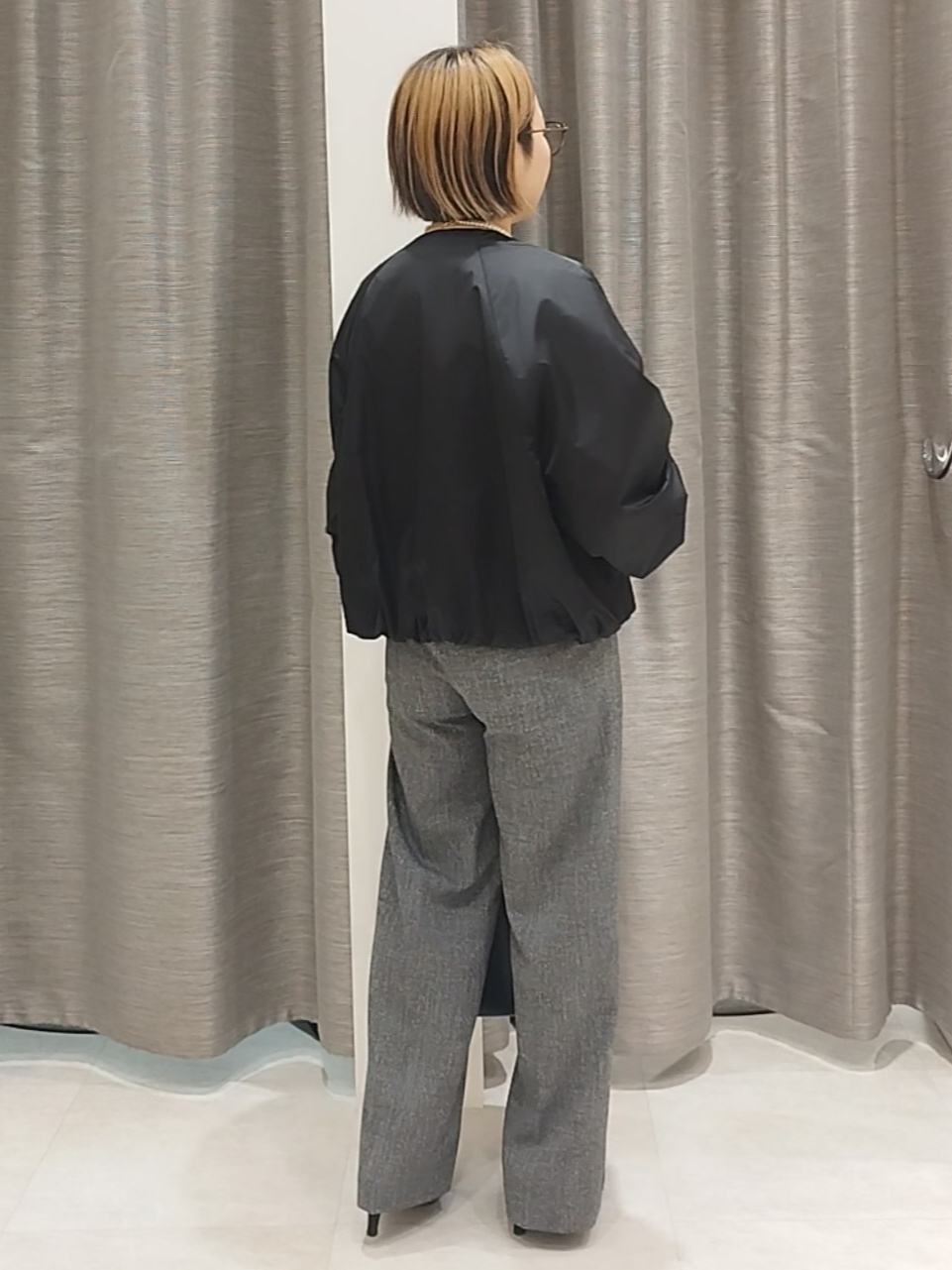 s u g iさんの「UNTITLED｜【軽アウター/中綿/秋冬コート】ショートブルゾン」を使ったコーディネート