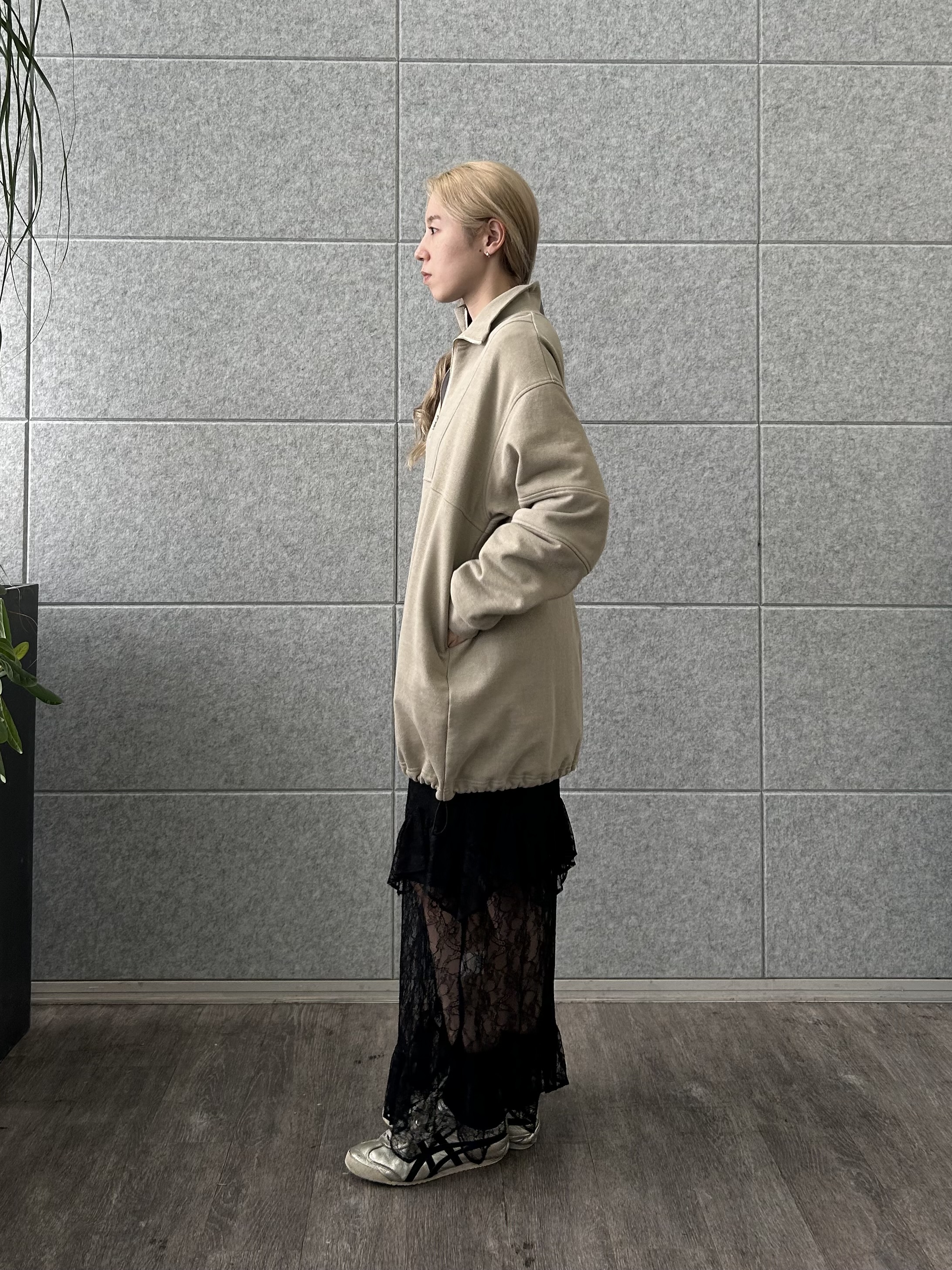 honoka Aさんの「CODE A｜half zip sweat mini dress」を使ったコーディネート