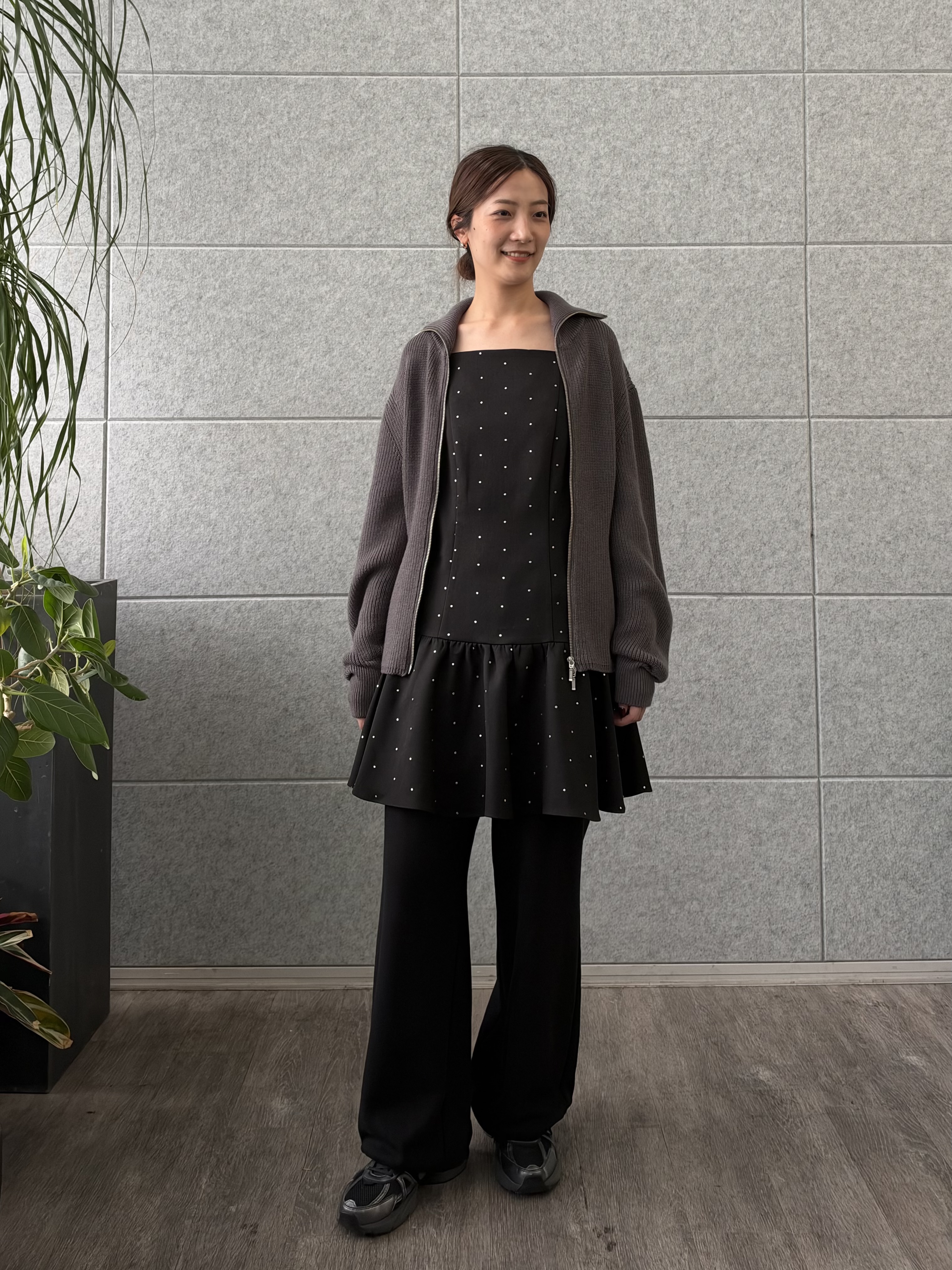 uchi__yamaさんの「CODE A｜silver dot tunic dress」を使ったコーディネート