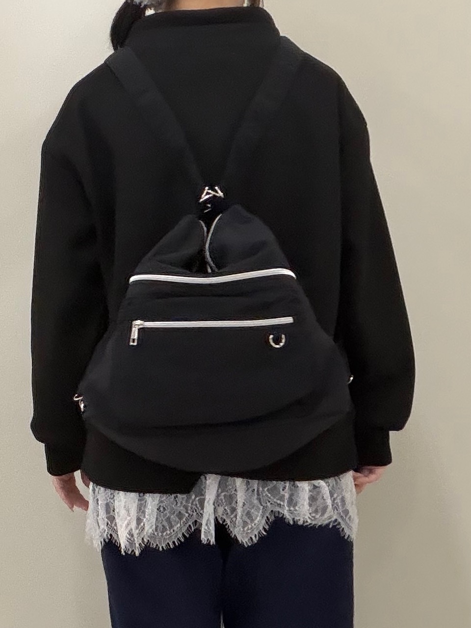 ひよりん⭐️さんの「SHOO･LA･RUE｜【S-LL/体型カバー】もちさらなめらかタッチ 抜き襟風トップス」を使ったコーディネート
