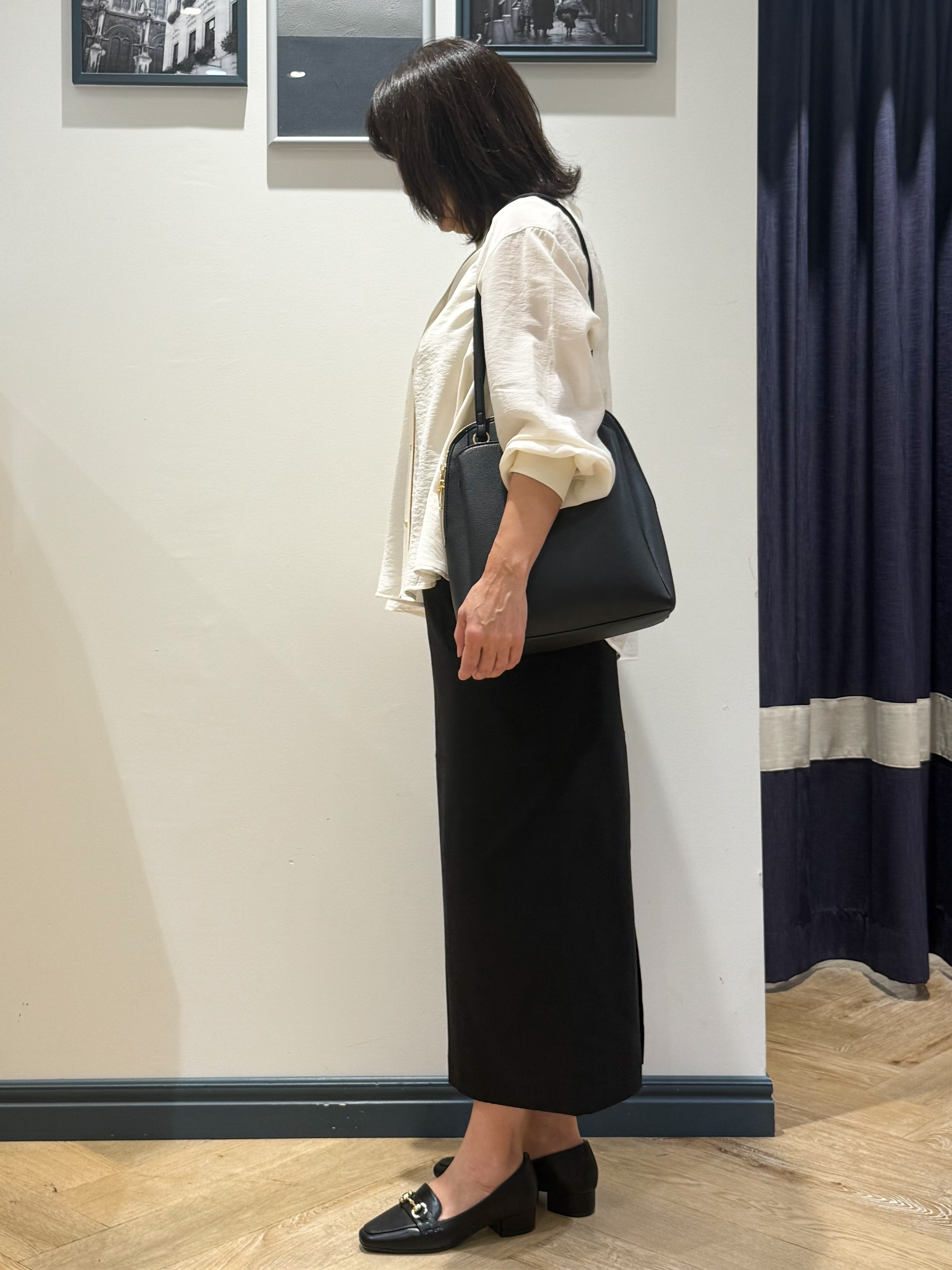 Lilyさんの「grove｜シアーシャツカーディガン」を使ったコーディネート