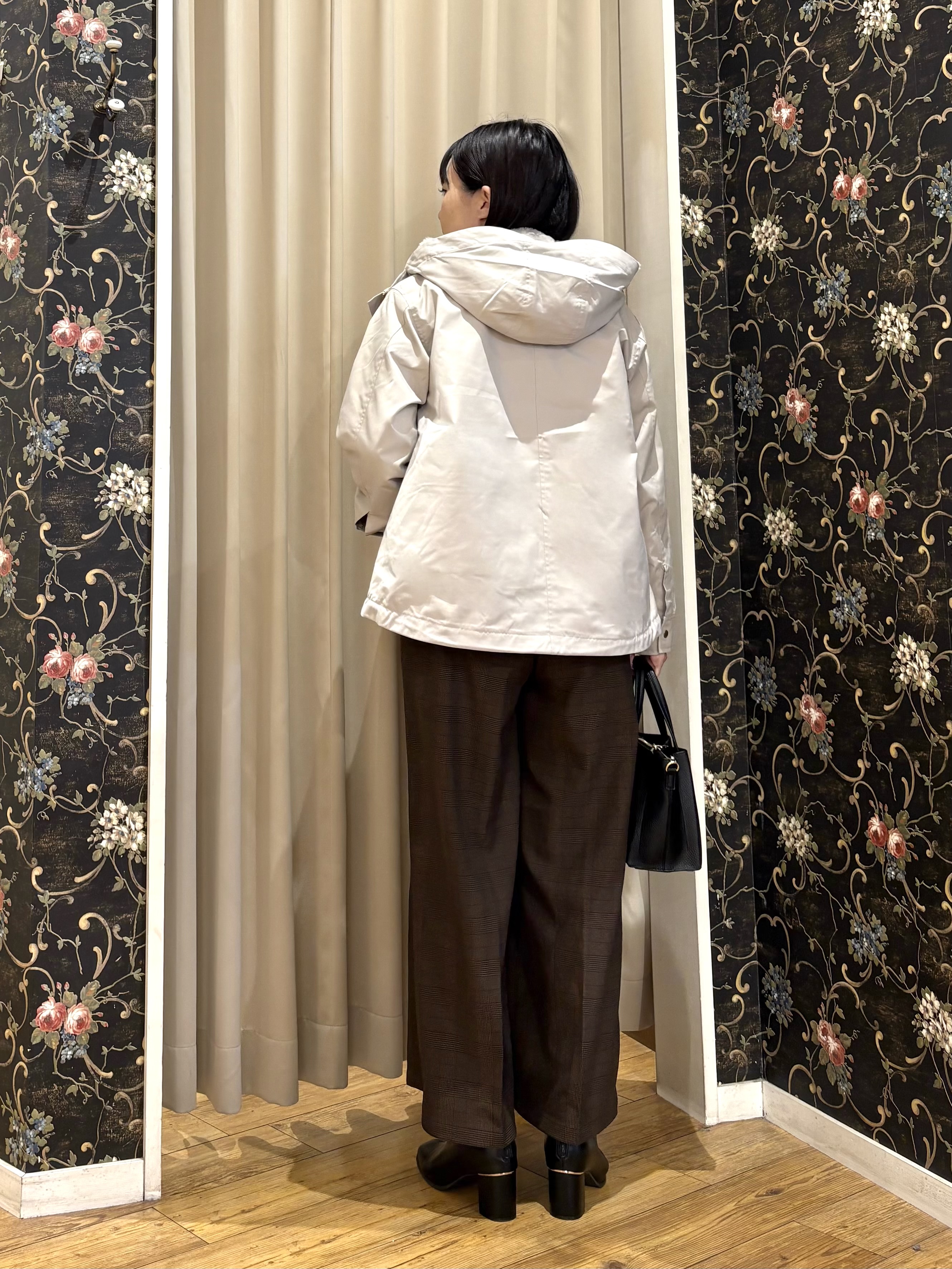 ネリさんの「SHOO･LA･RUE｜【洗濯機可/撥水/マルチWAY】ファーライナー付き 毎日欲張りマンパ」を使ったコーディネート