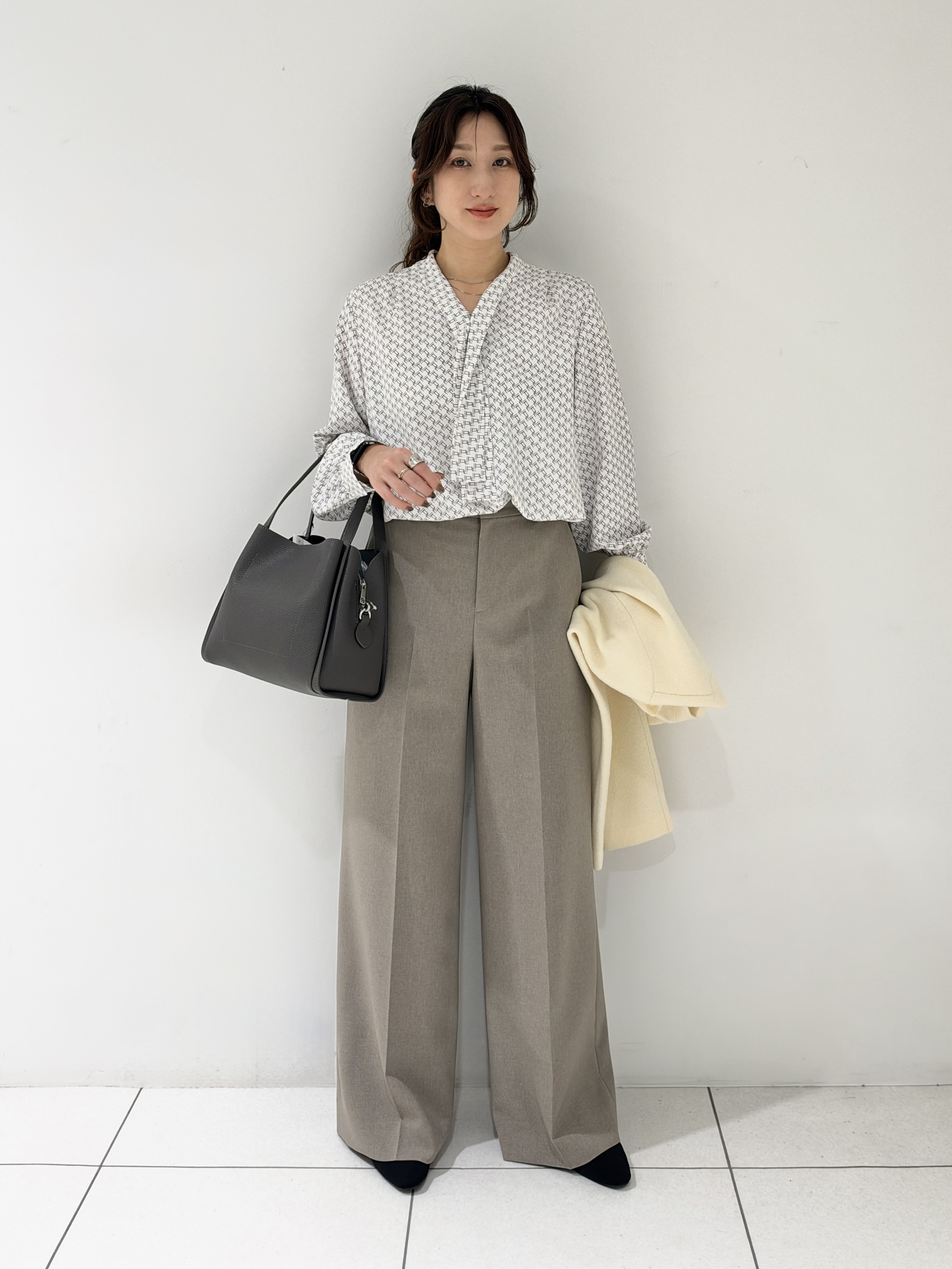 そんさんの「INDIVI｜【軽やか】ブークレニットジャケット」を使ったコーディネート