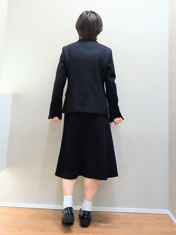 ミズタさんの「UNTITLED｜【ウール100/仕事着/スーツ】ミルドジャージテーラードジャケット」を使ったコーディネート