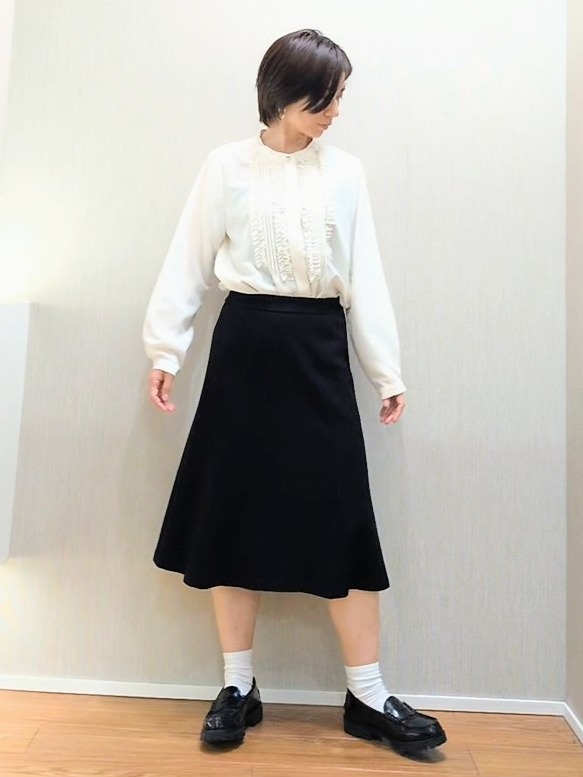 ミズタさんの「UNTITLED｜【ウール100/仕事着/スーツ】ミルドジャージテーラードジャケット」を使ったコーディネート